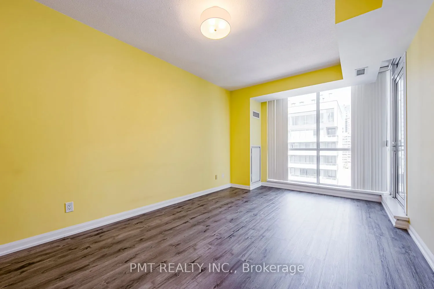 111 Elizabeth Street, #1705