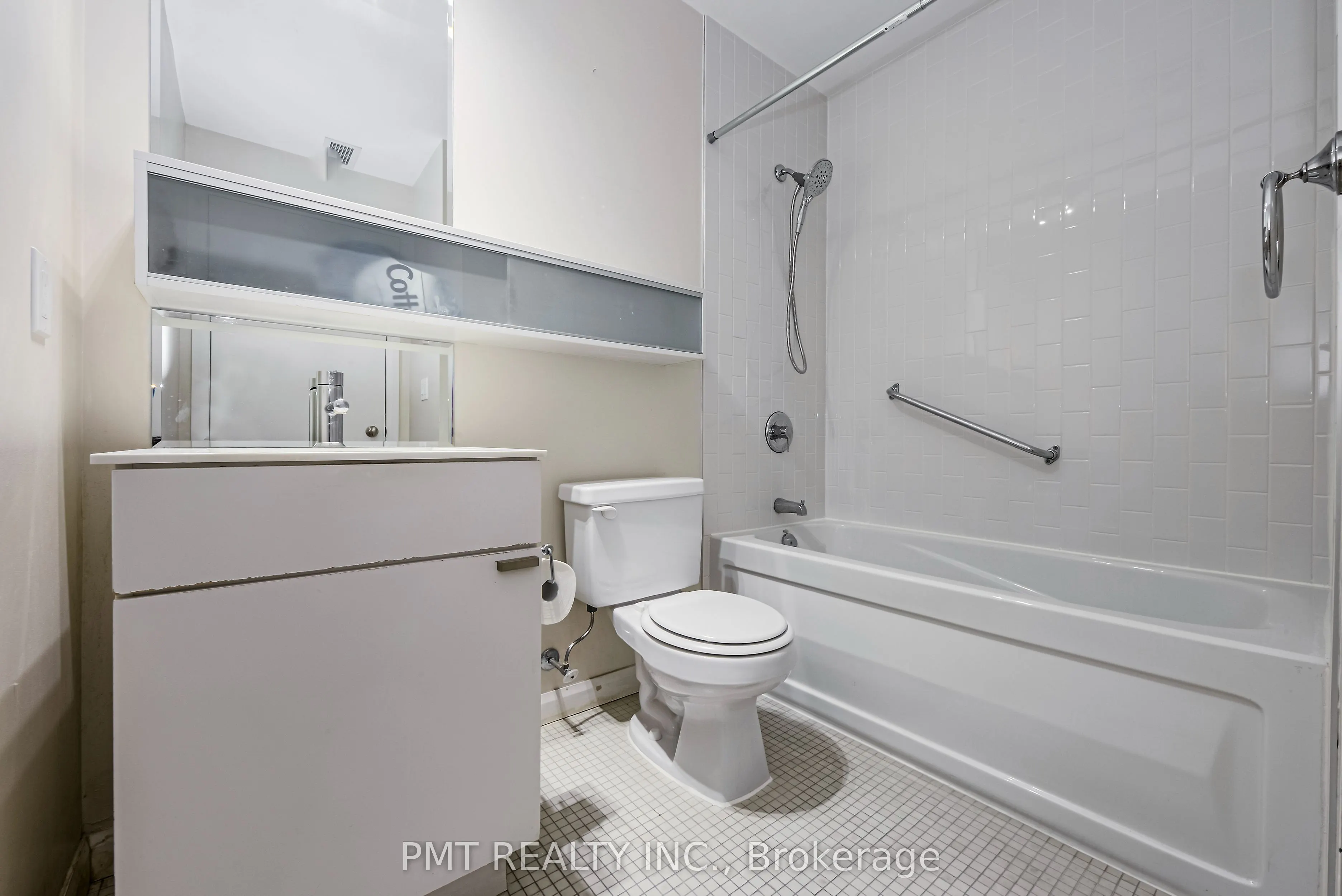 111 Elizabeth Street, #1705