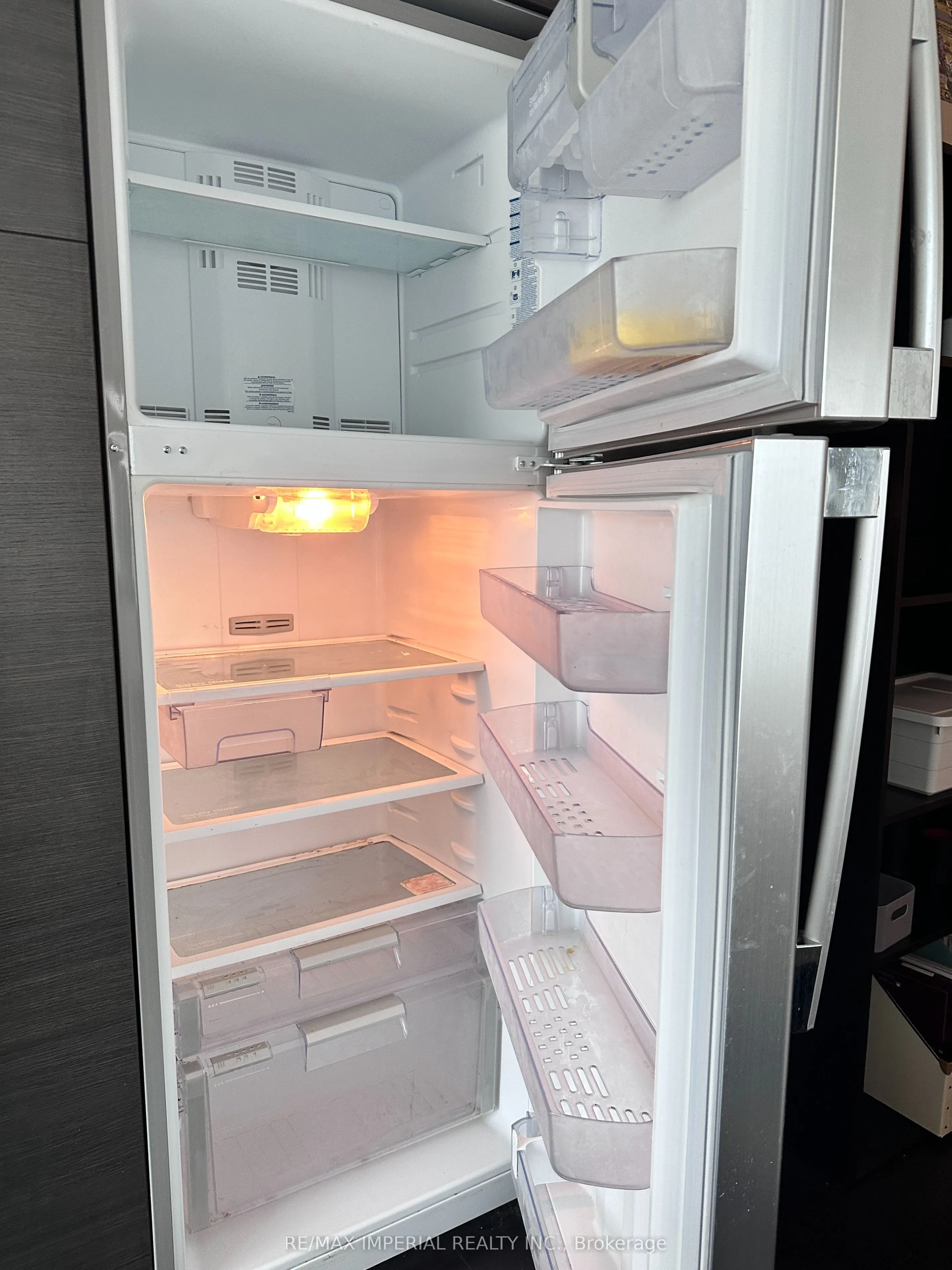 386 Yonge Street, #1715