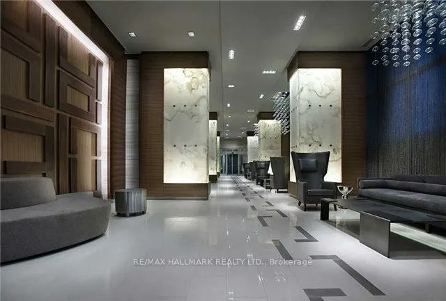 300 Front Street W, #2213