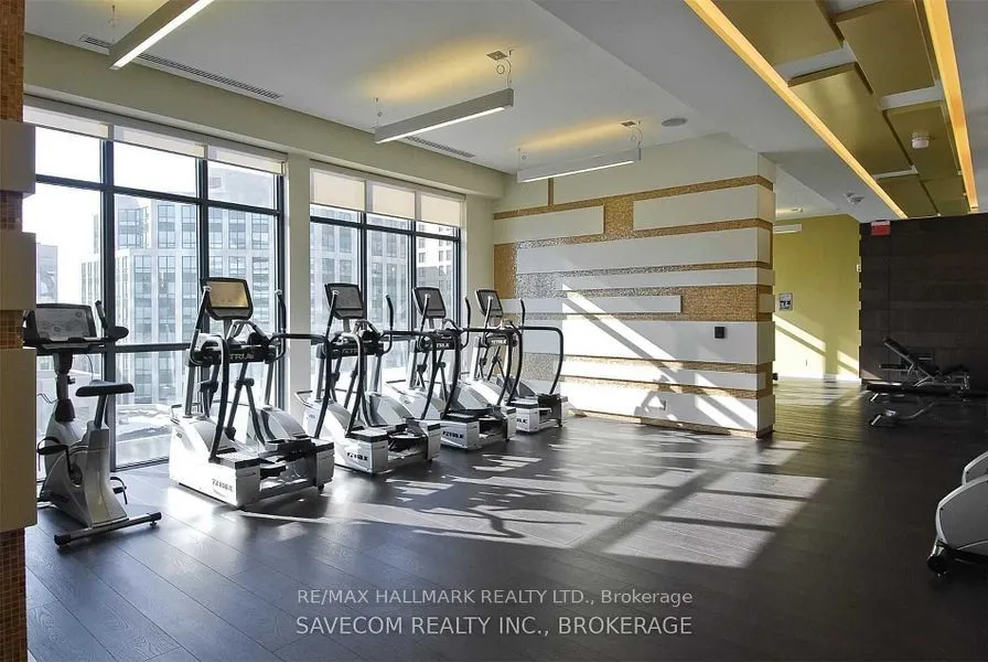 300 Front Street W, #2213
