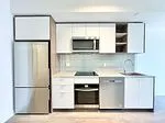 543 Richmond Street W, #724