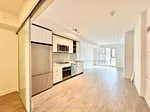 543 Richmond Street W, #724