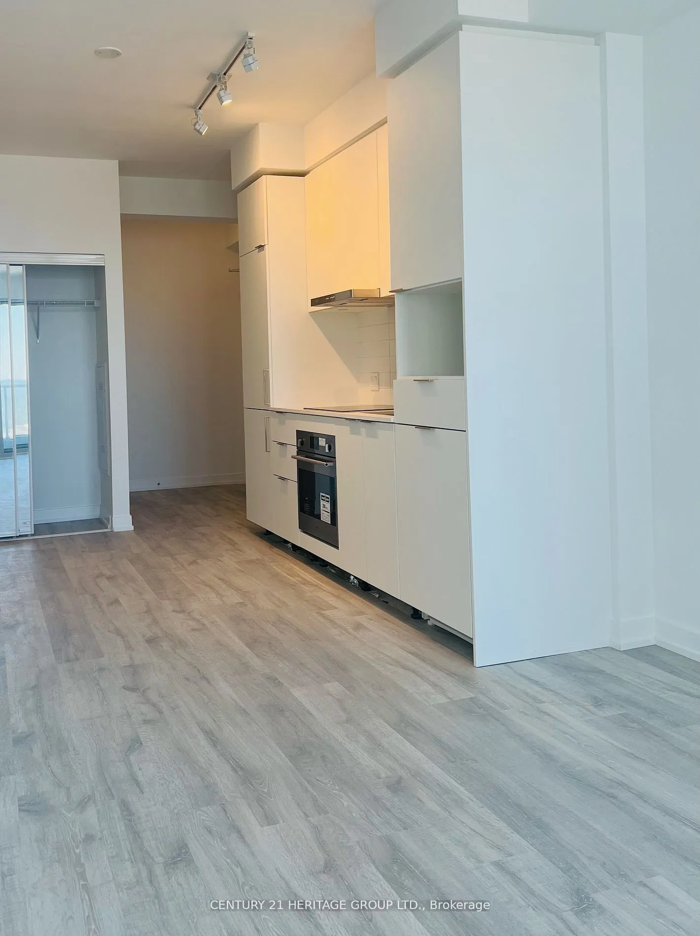 8 Olympic Garden Drive, #3109