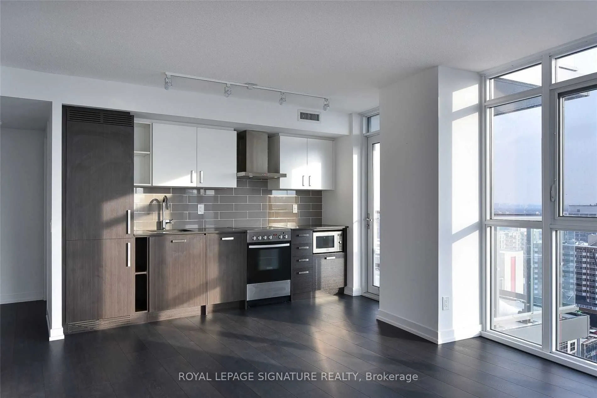 125 Redpath Avenue, #2110