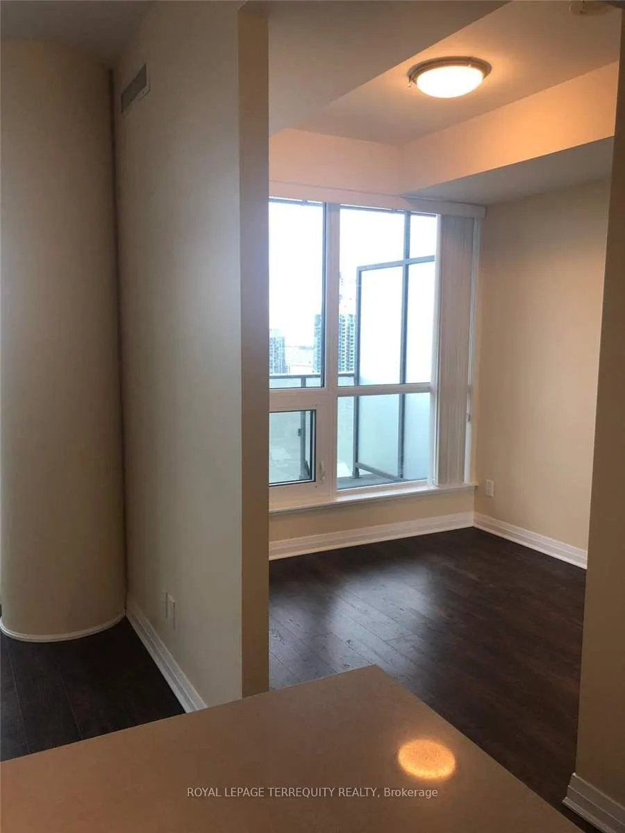 8 Mercer Street, #2806