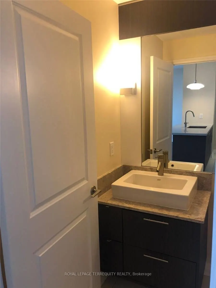 8 Mercer Street, #2806
