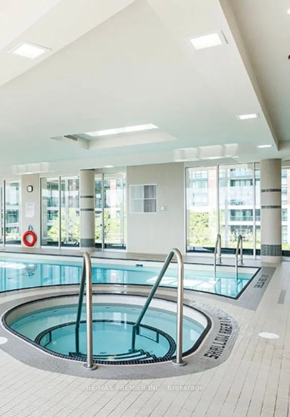 525 Wilson Avenue, #729