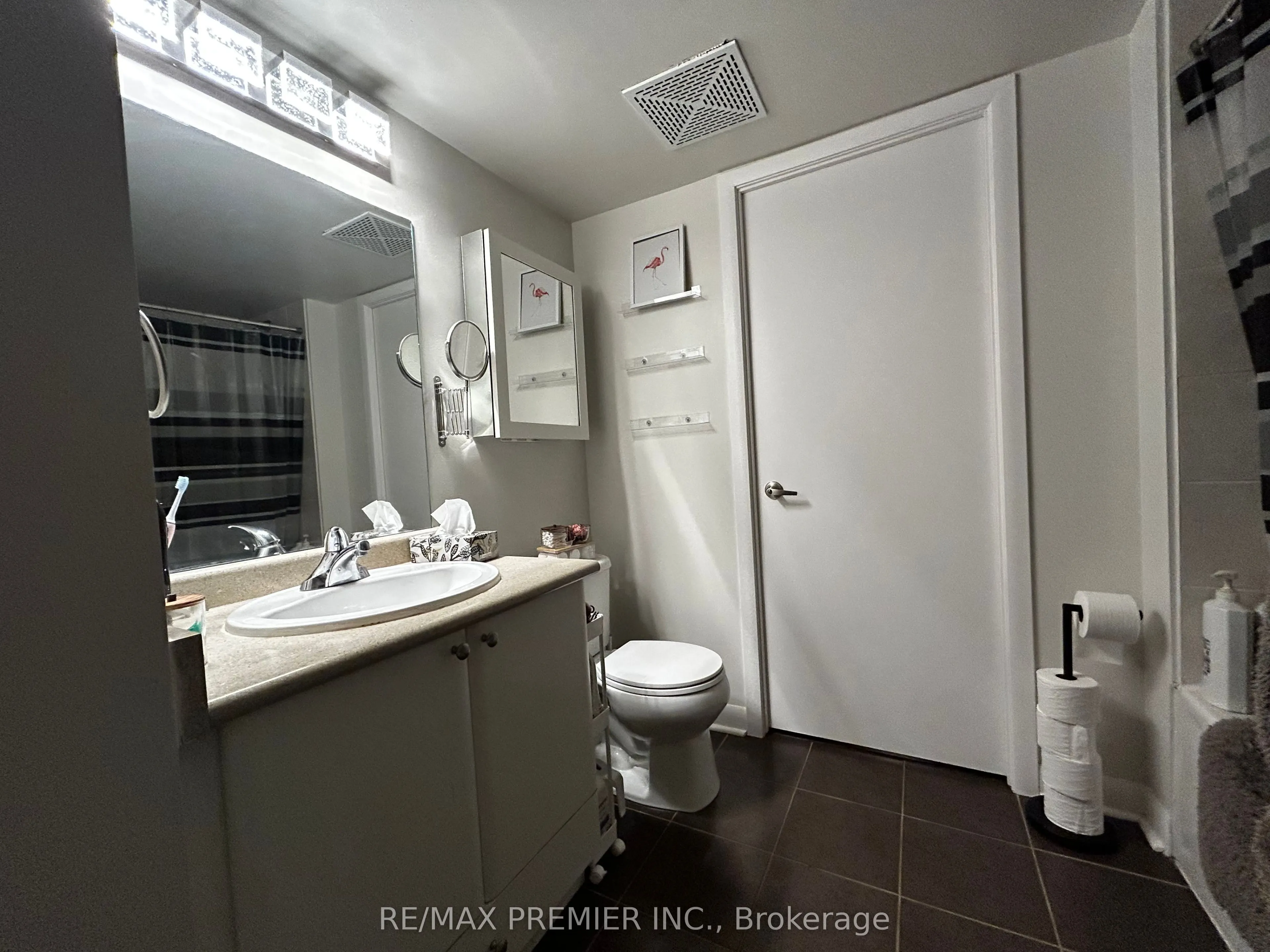 525 Wilson Avenue, #729