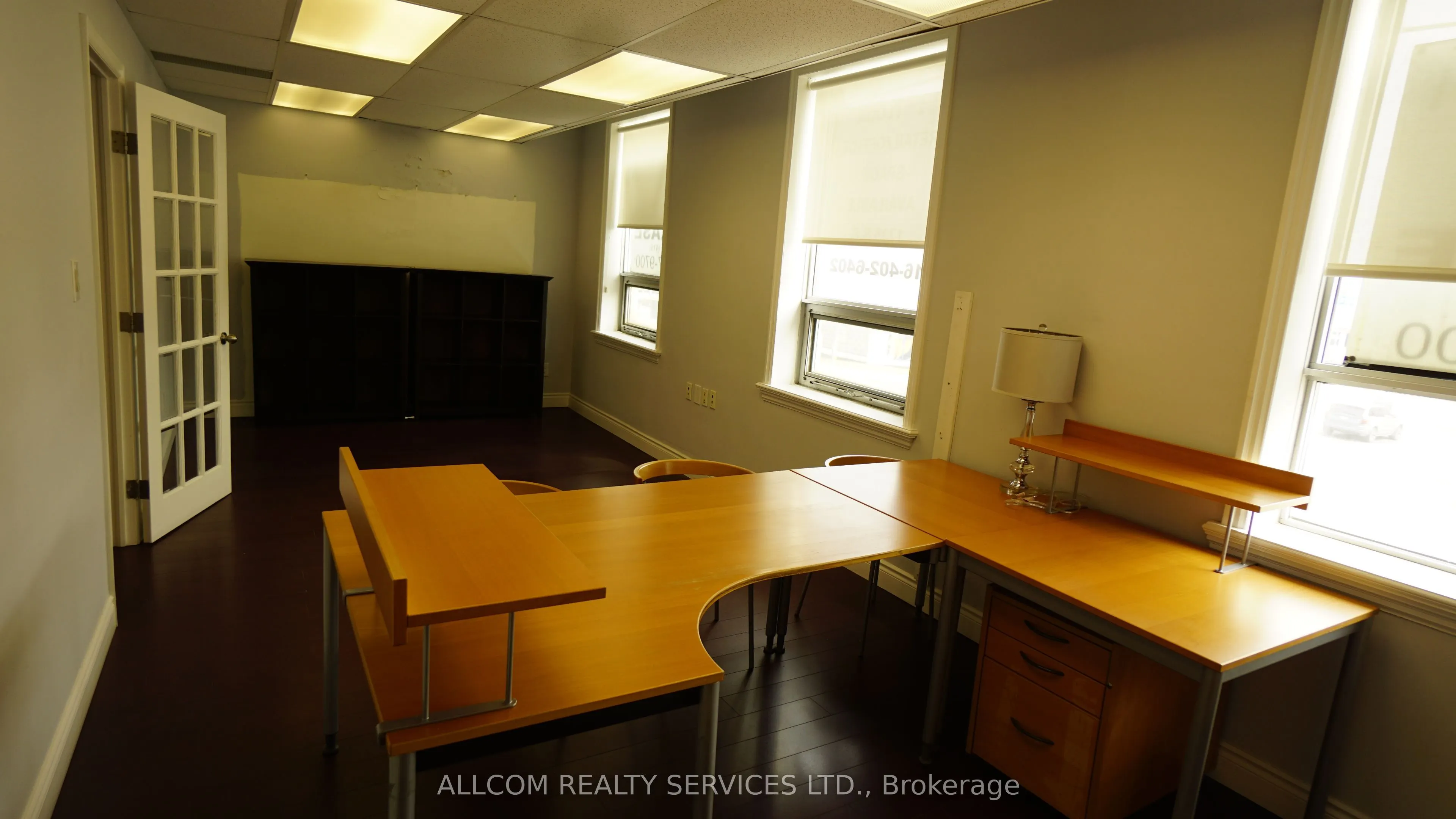 876 Eglinton Avenue E
