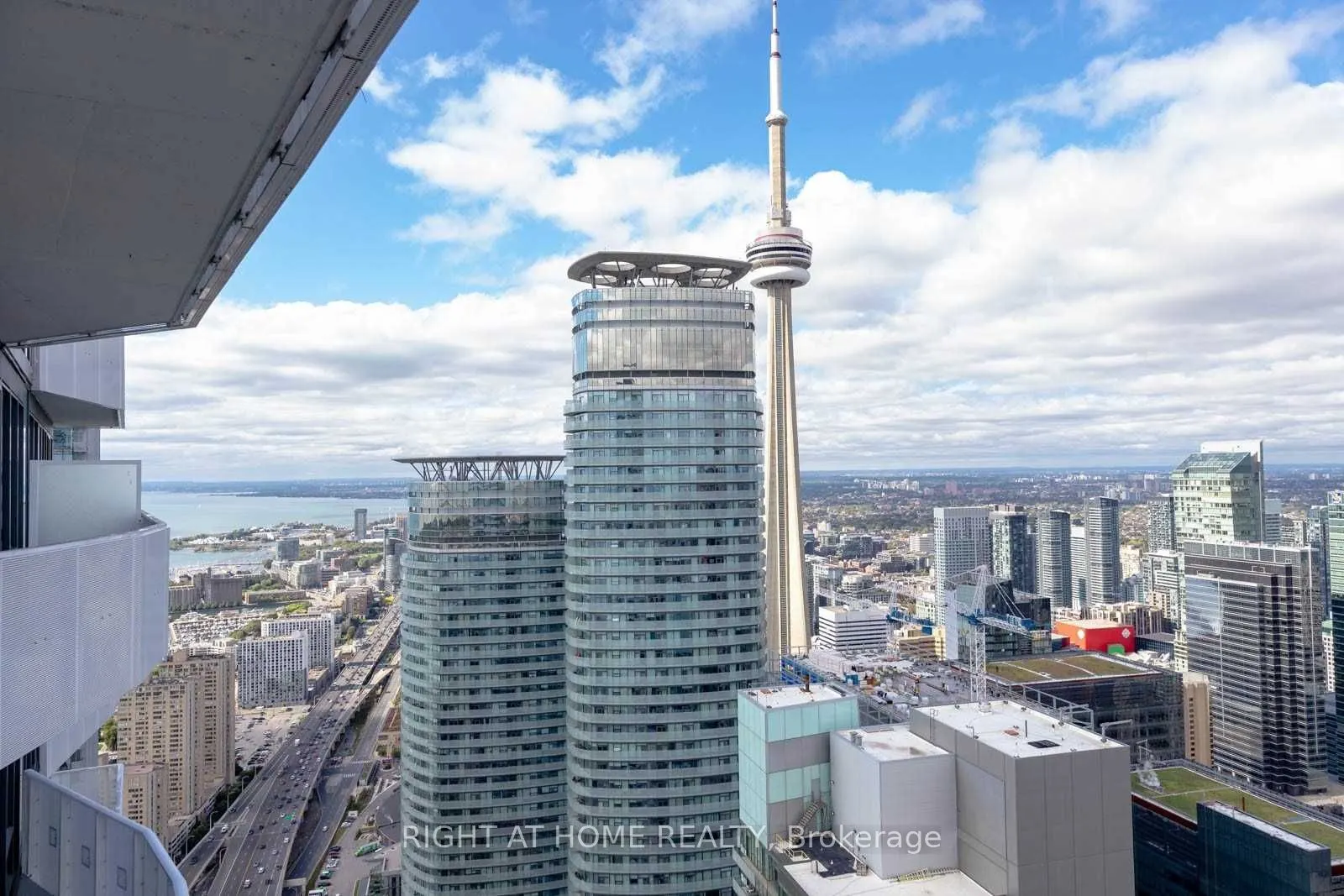 100 Harbour Street, #6704