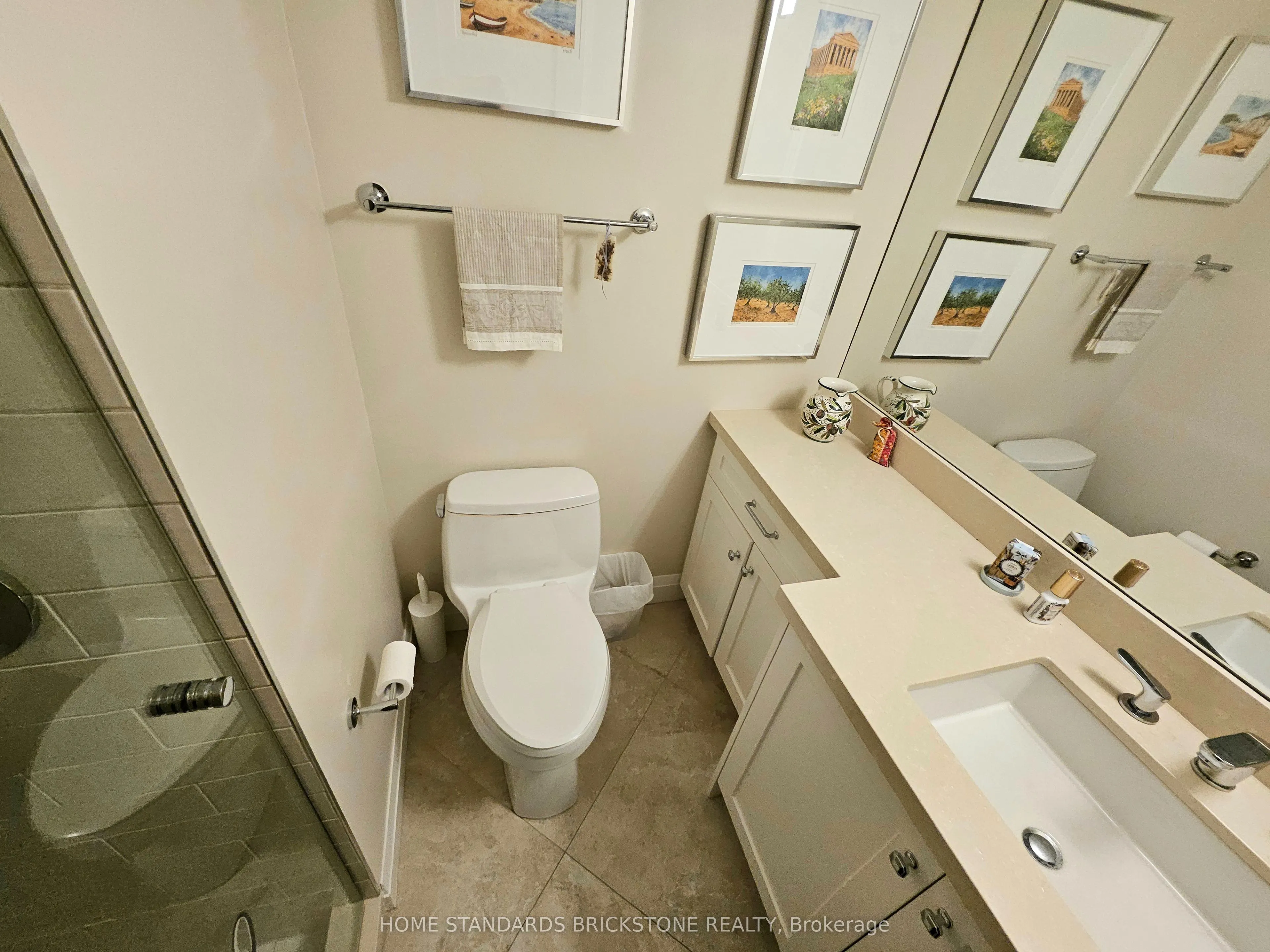 47 St Clair Avenue W, #803