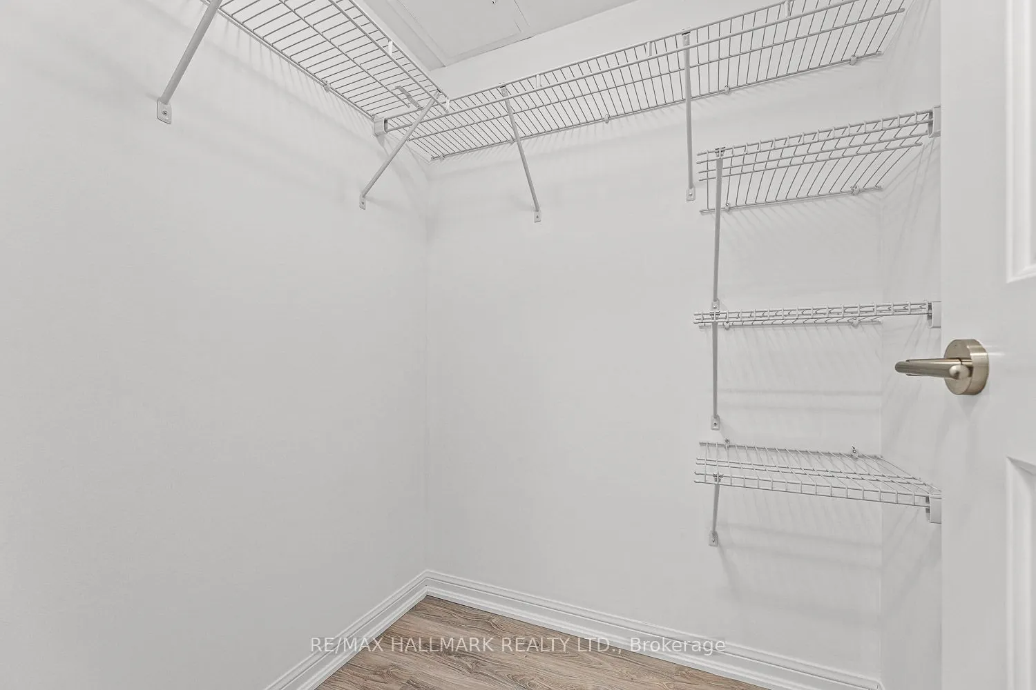 35 Bastion Street, #1910