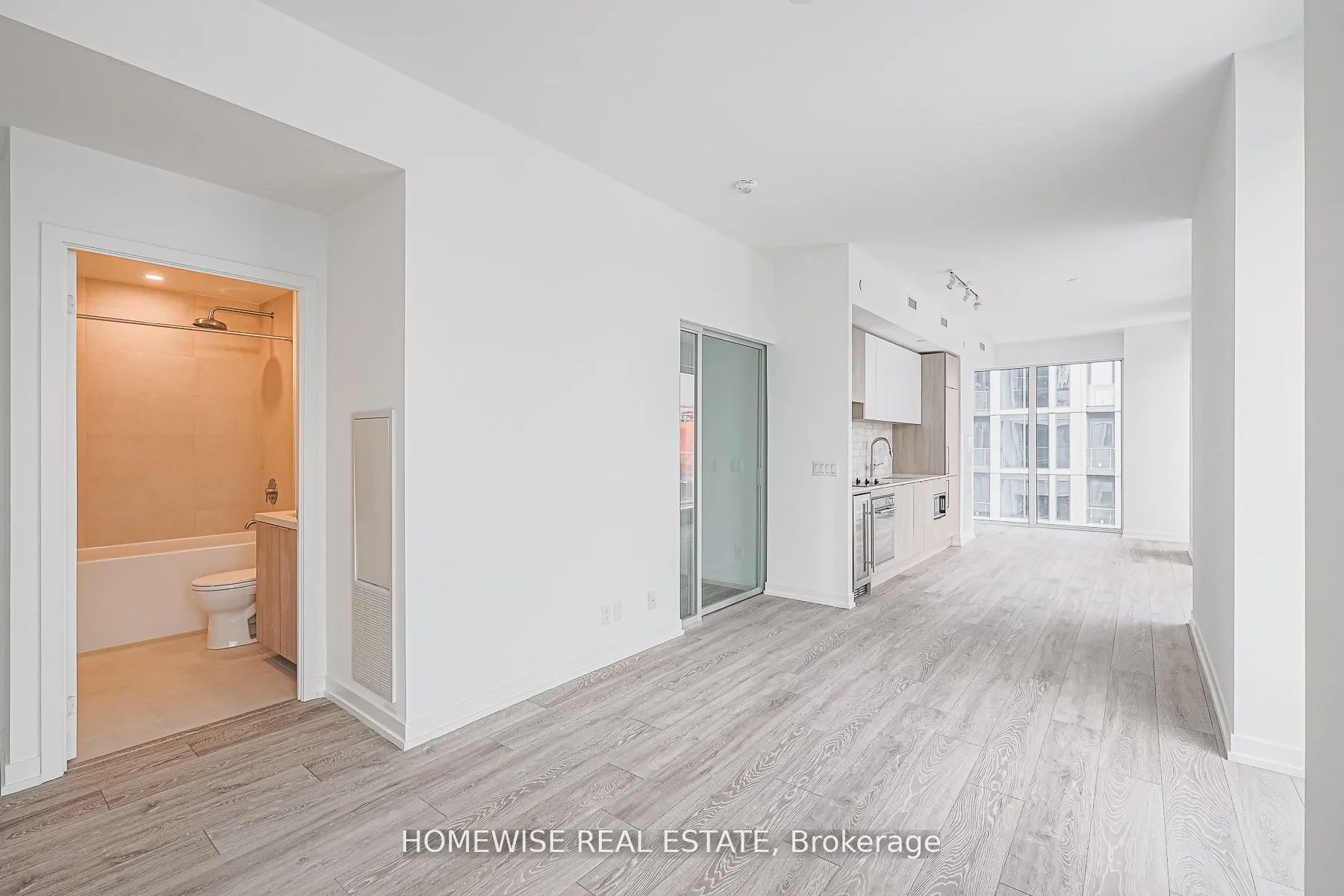 2020 Bathurst Street, #709
