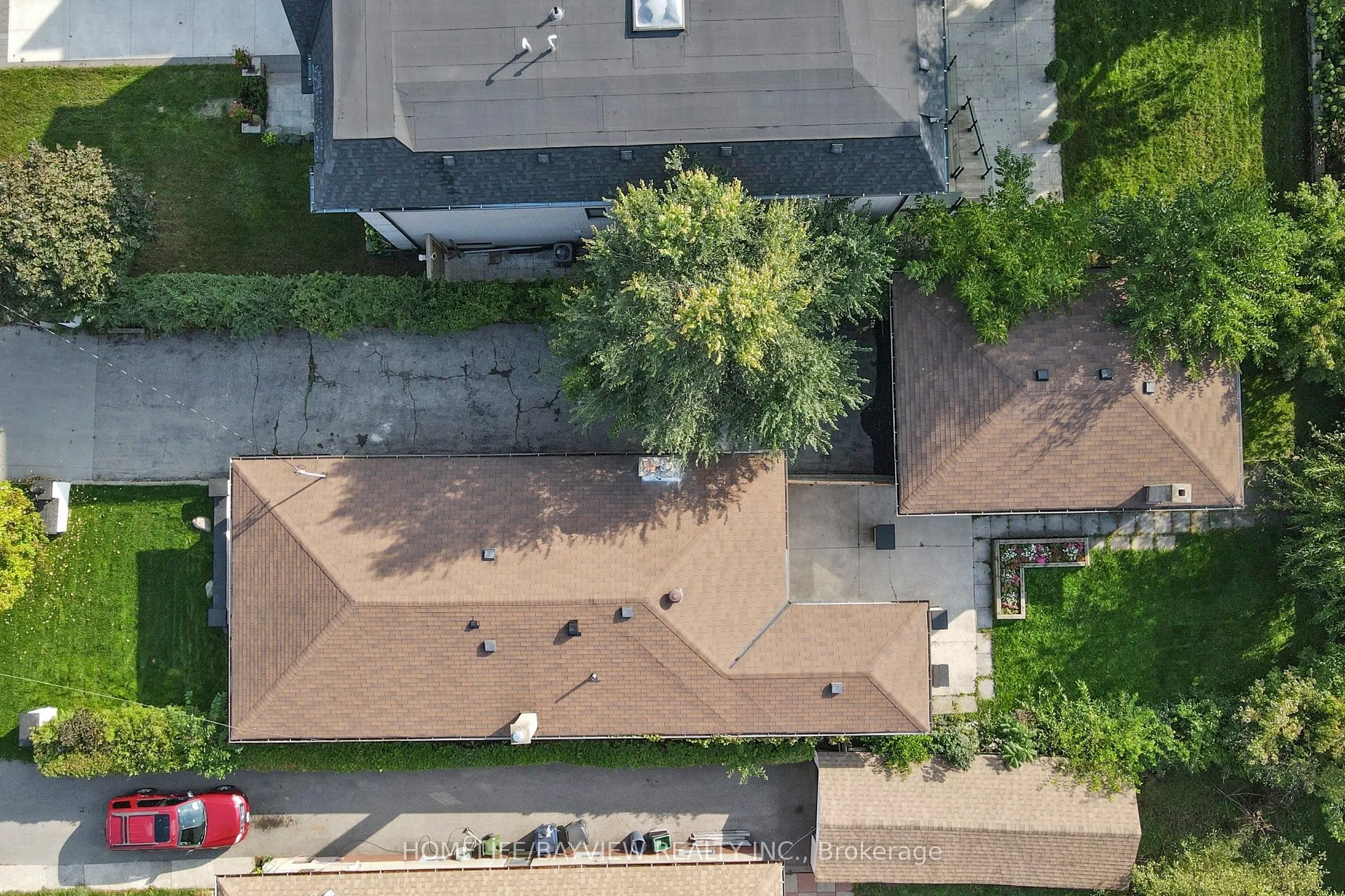 313 Churchill Avenue