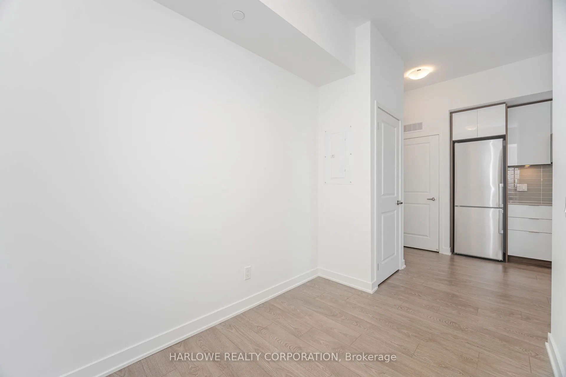 543 Richmond Street W, #PH15