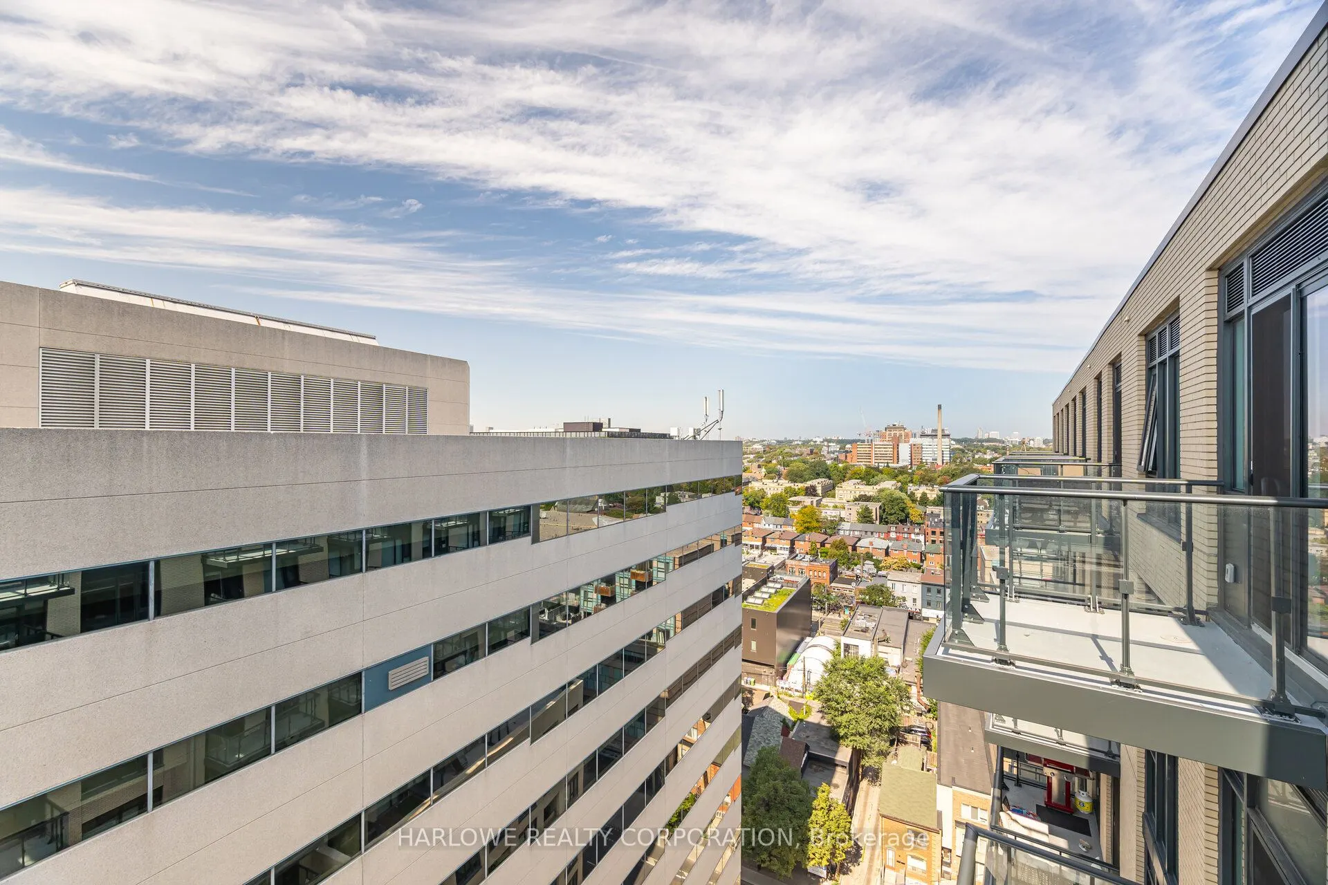 543 Richmond Street W, #PH15