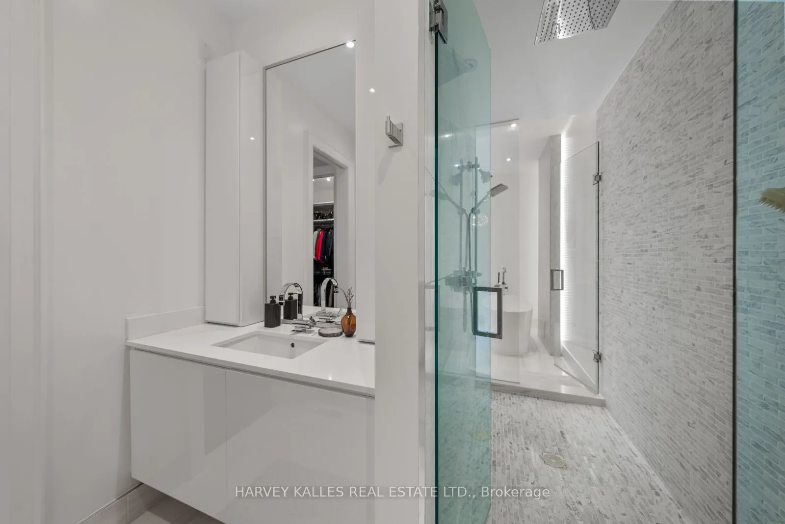 1717B Bathurst Street