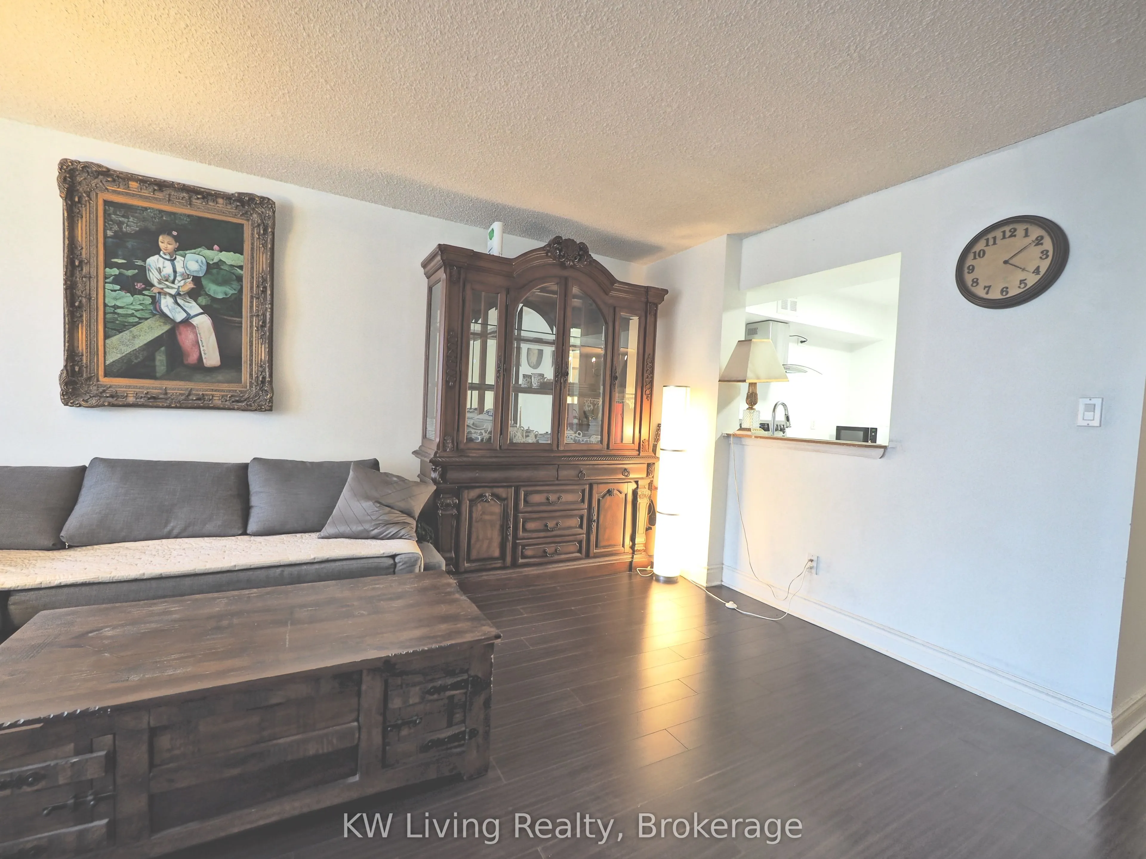 30 Greenfield Avenue, #1216