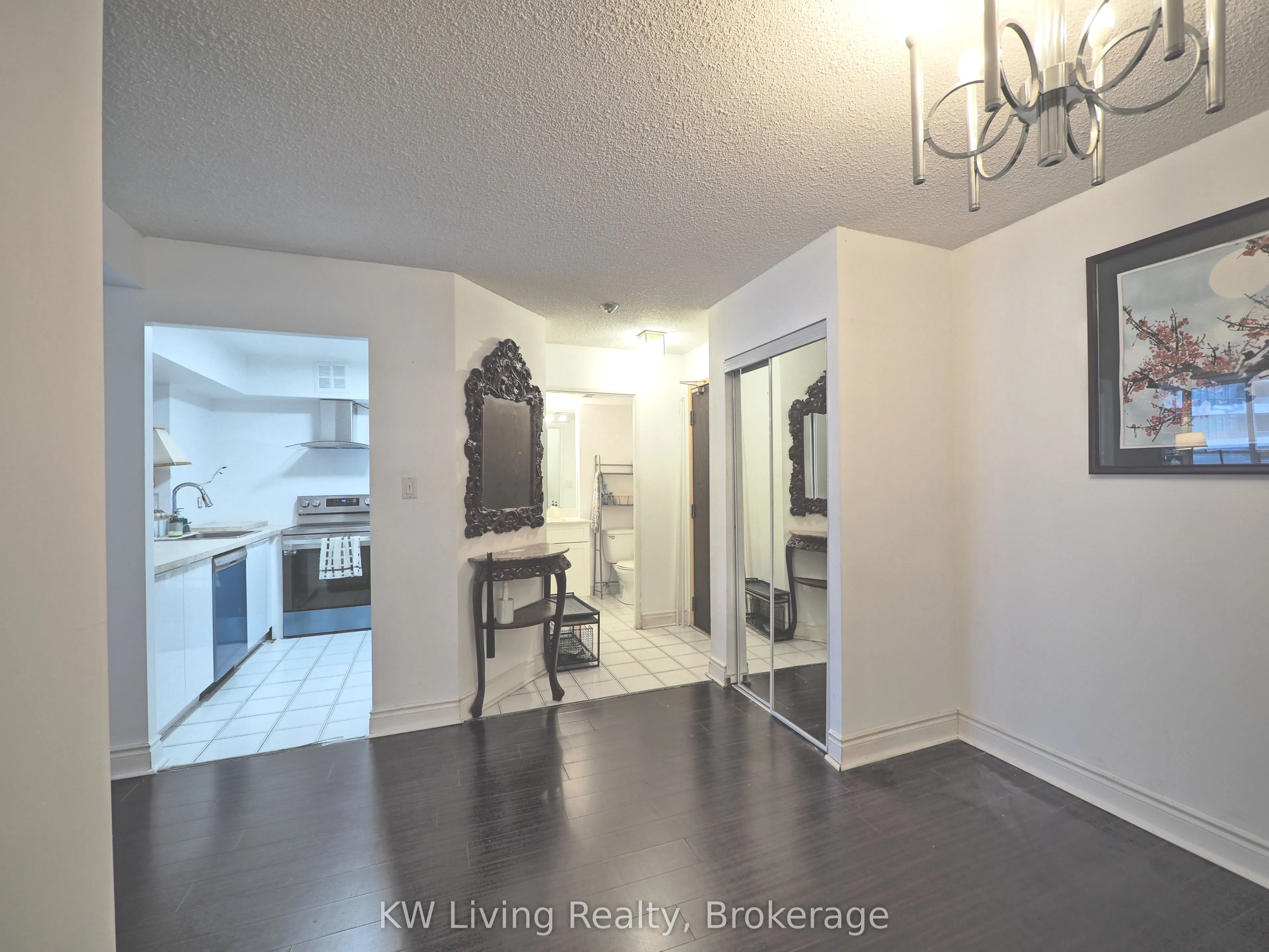 30 Greenfield Avenue, #1216