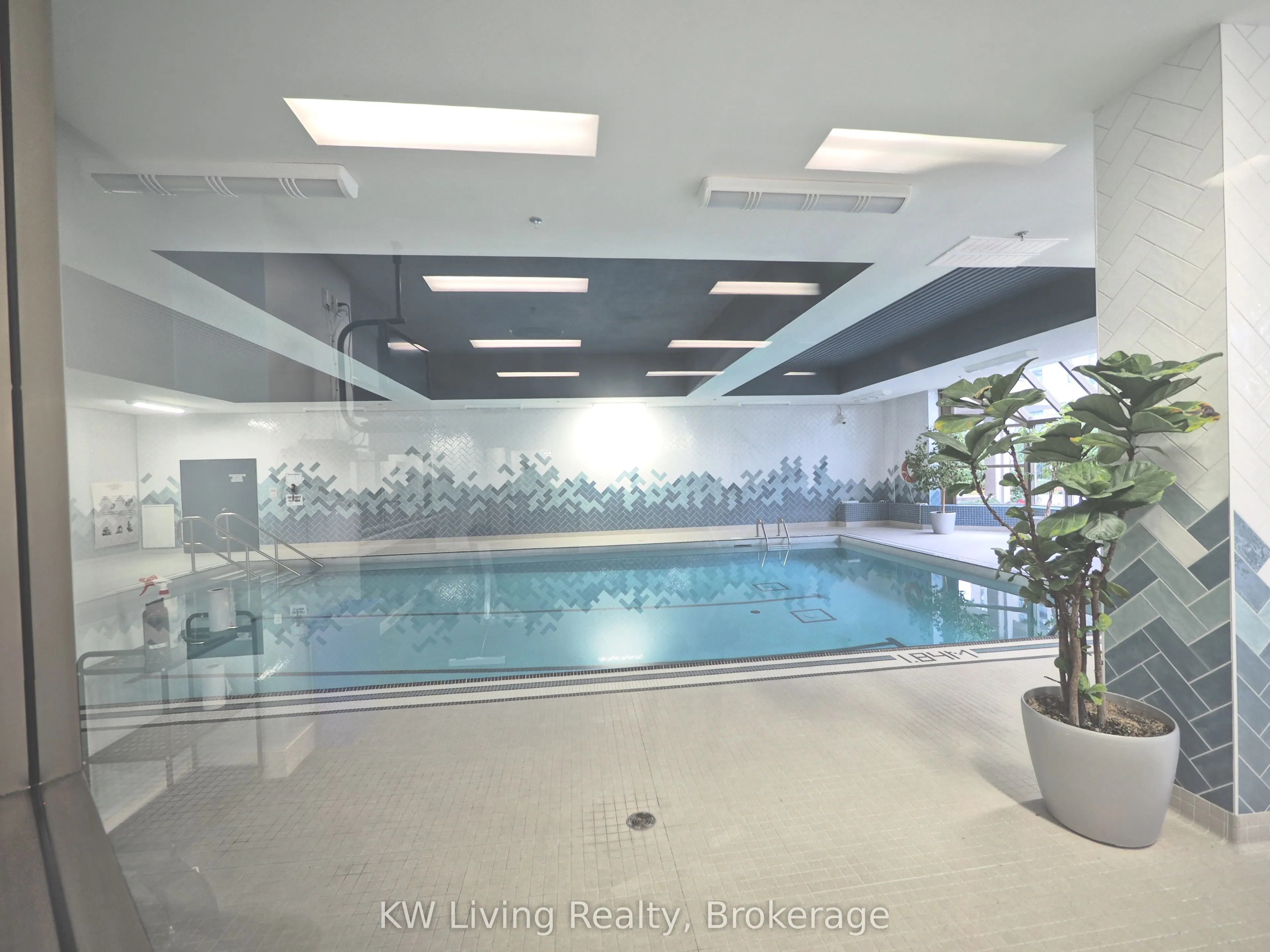30 Greenfield Avenue, #1216