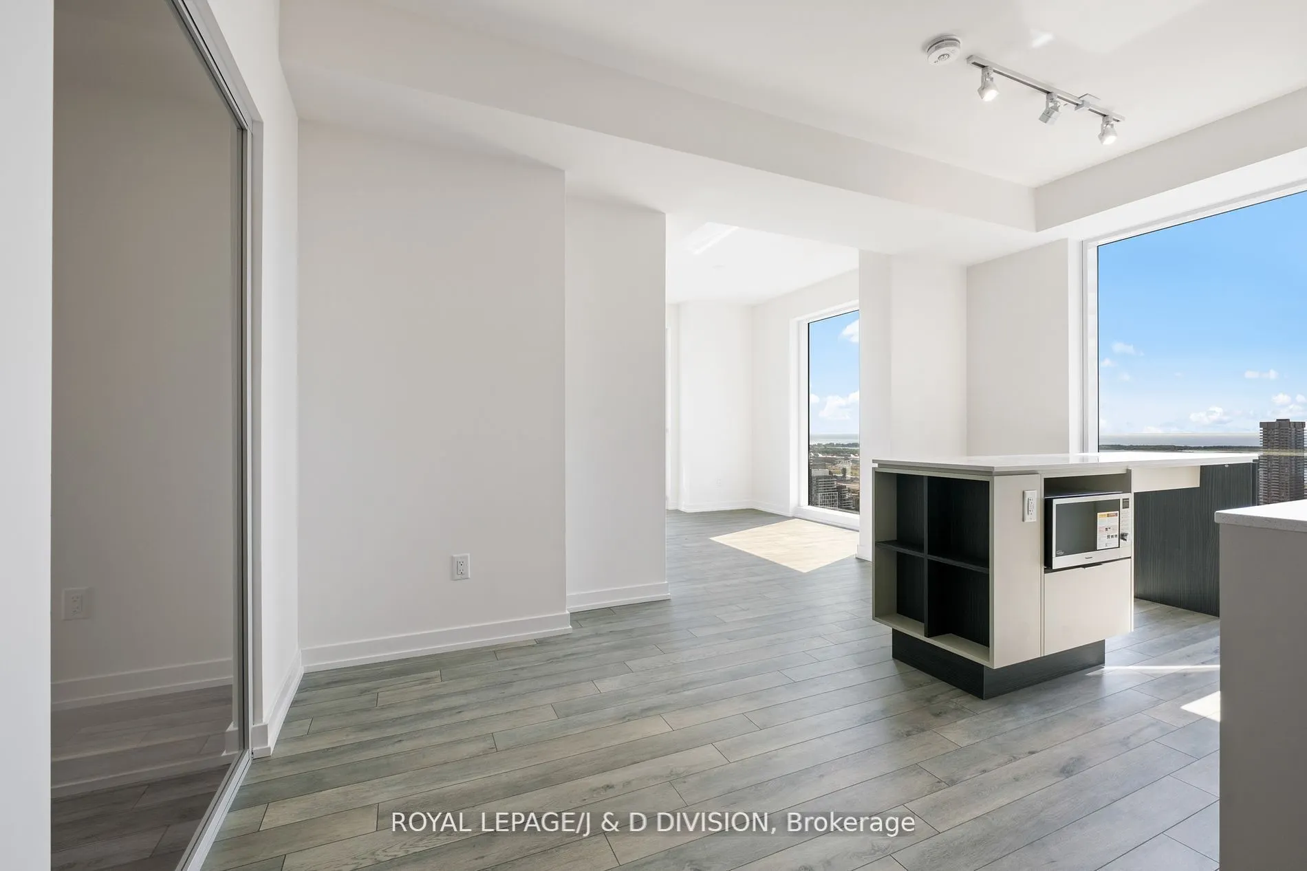 89 Church Street, #4107
