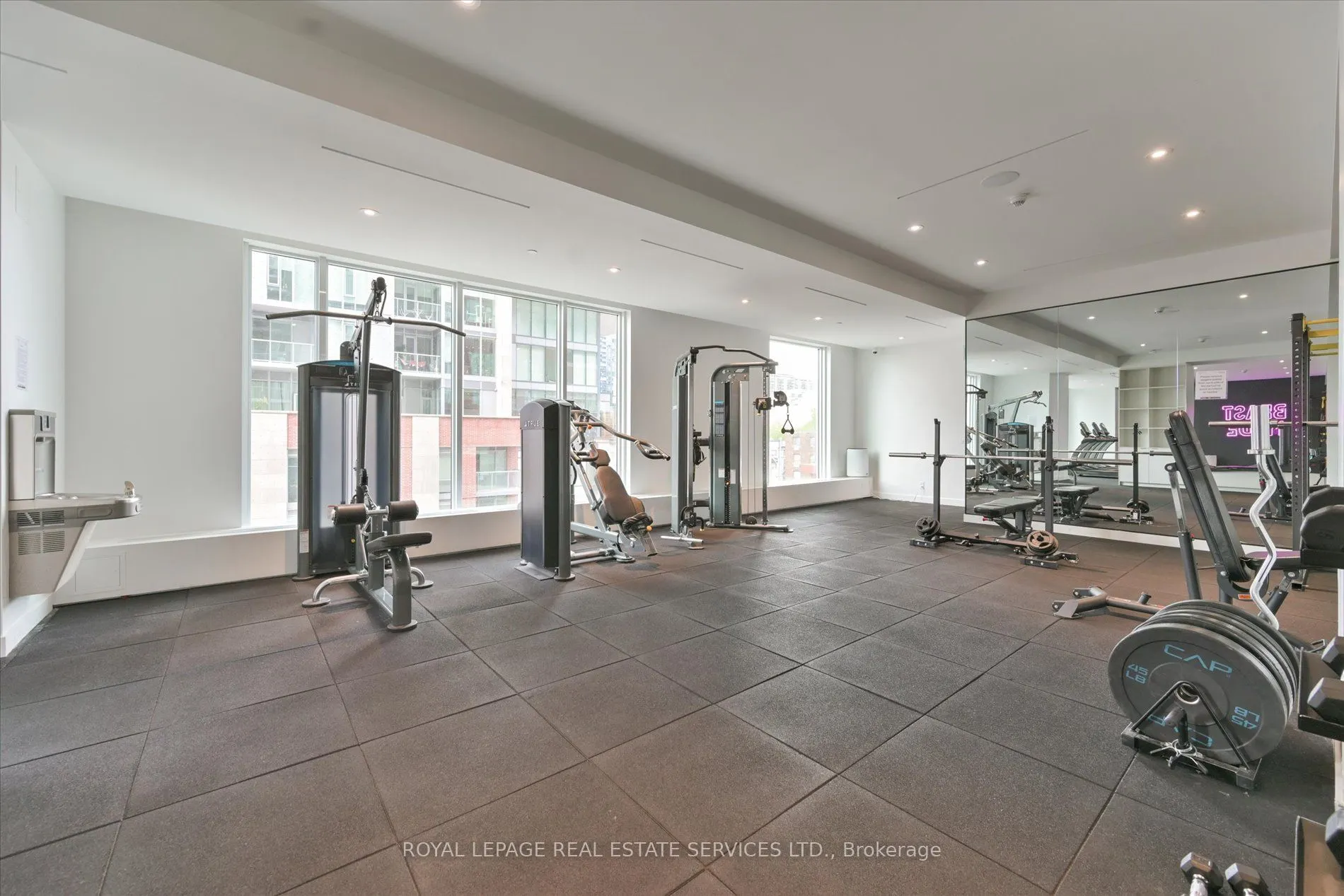 33 Helendale Avenue, #1310