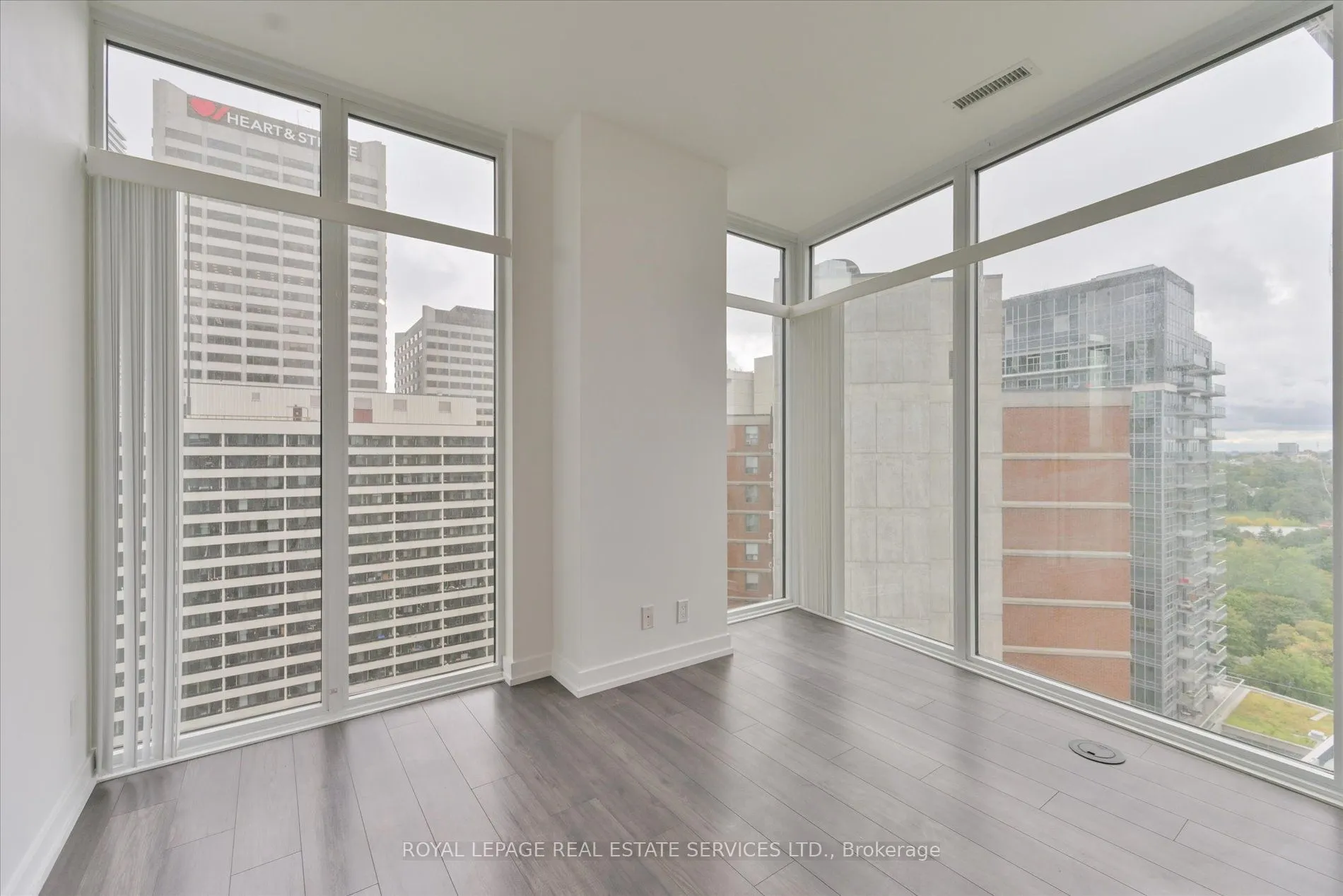 33 Helendale Avenue, #1310