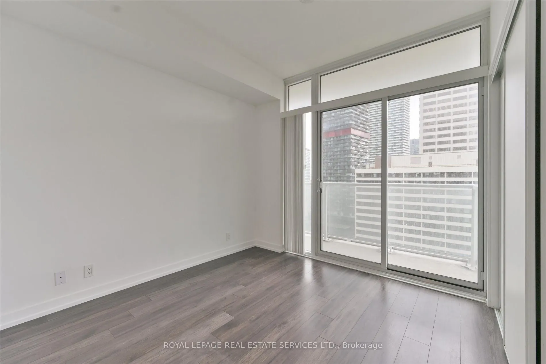 33 Helendale Avenue, #1310