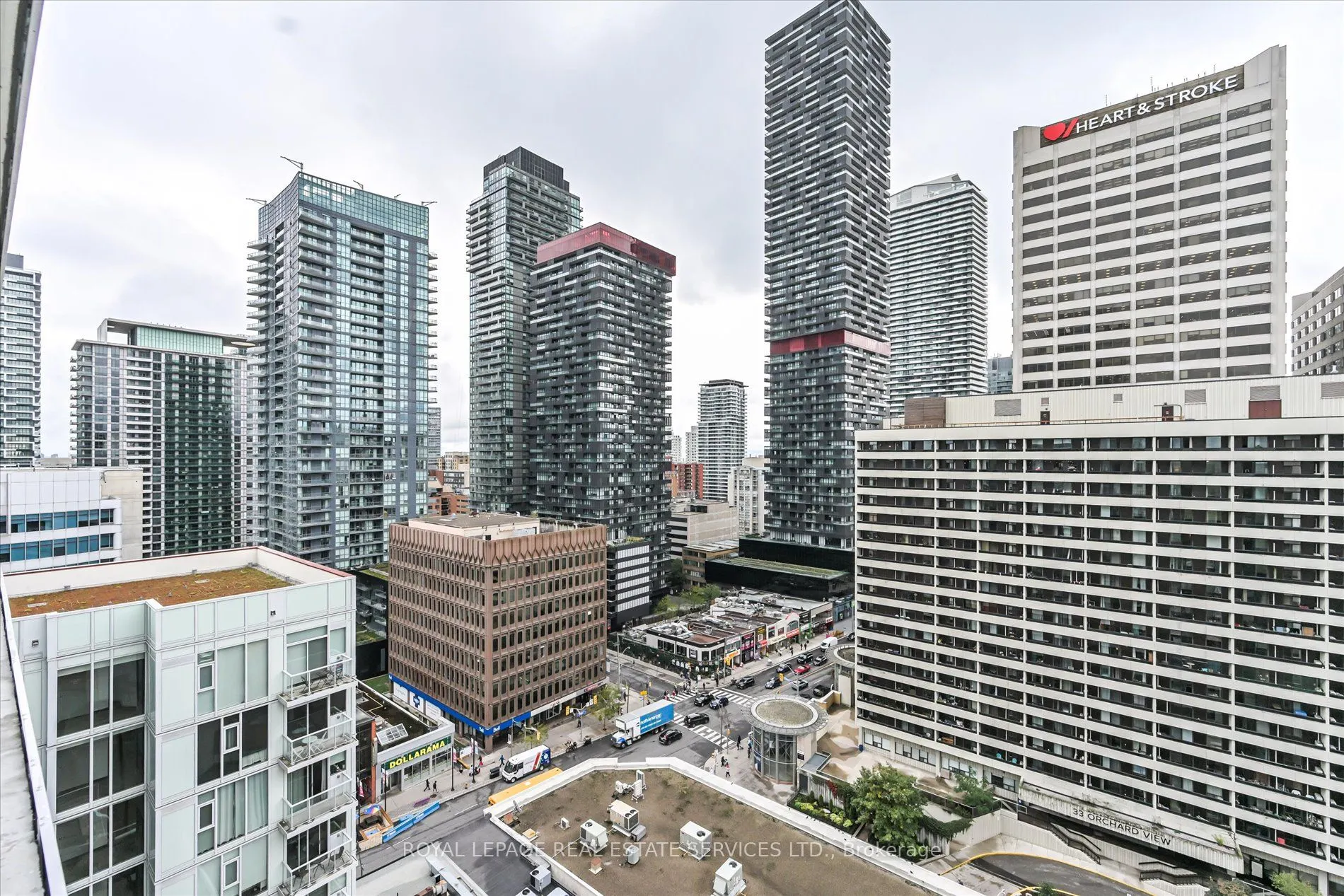 33 Helendale Avenue, #1310