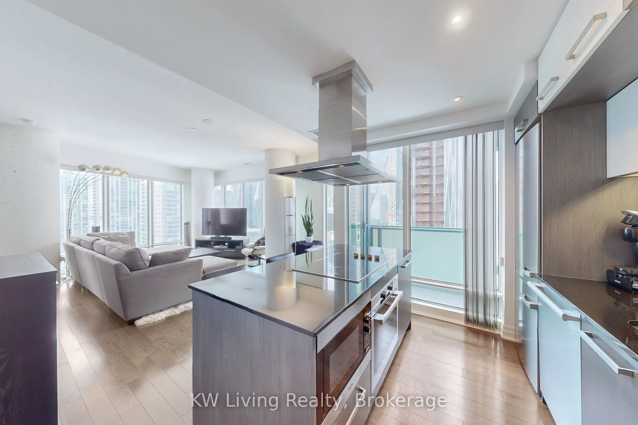 8 The Esplanade, #1802
