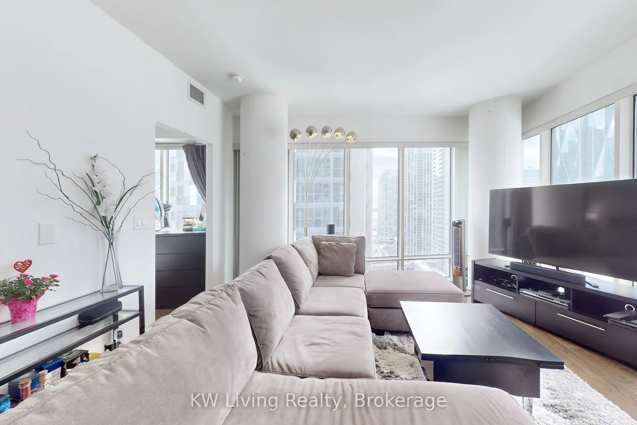 8 The Esplanade, #1802
