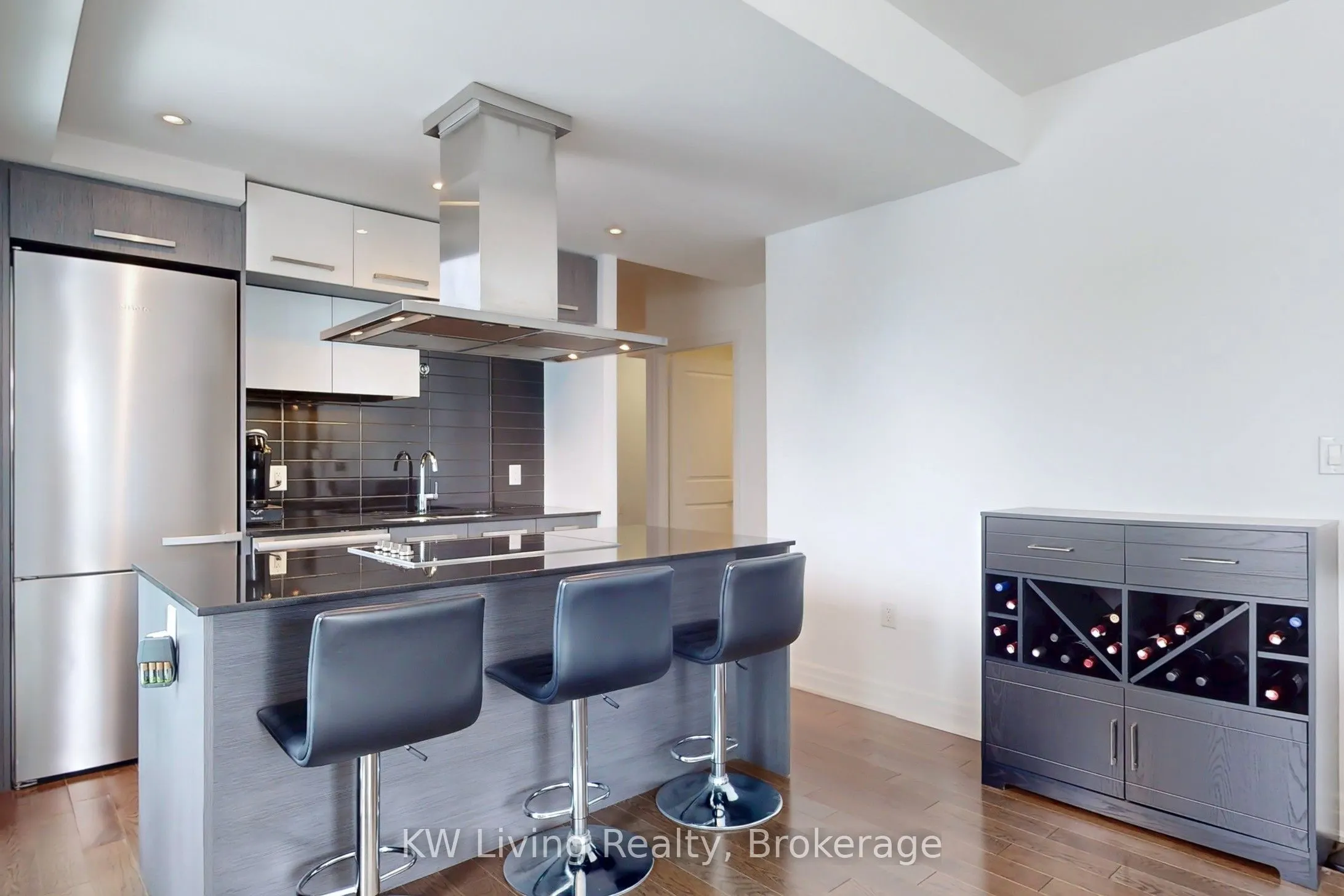 8 The Esplanade, #1802