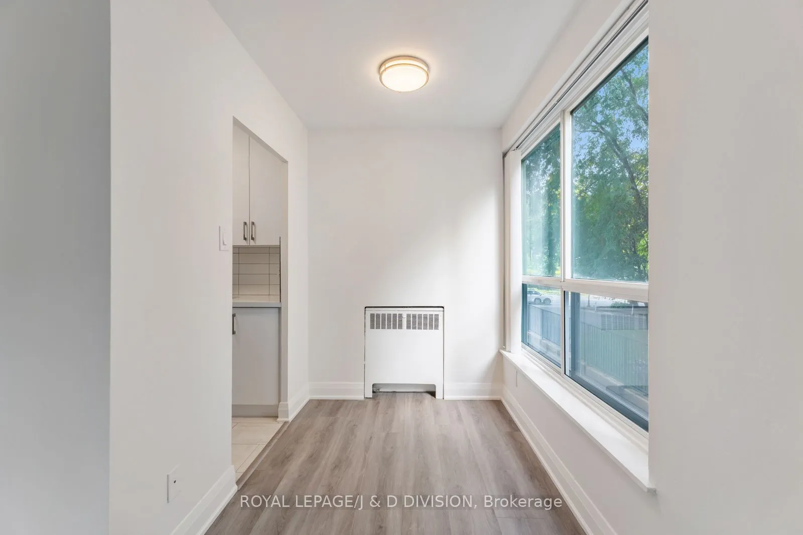 494 Avenue Road, #10