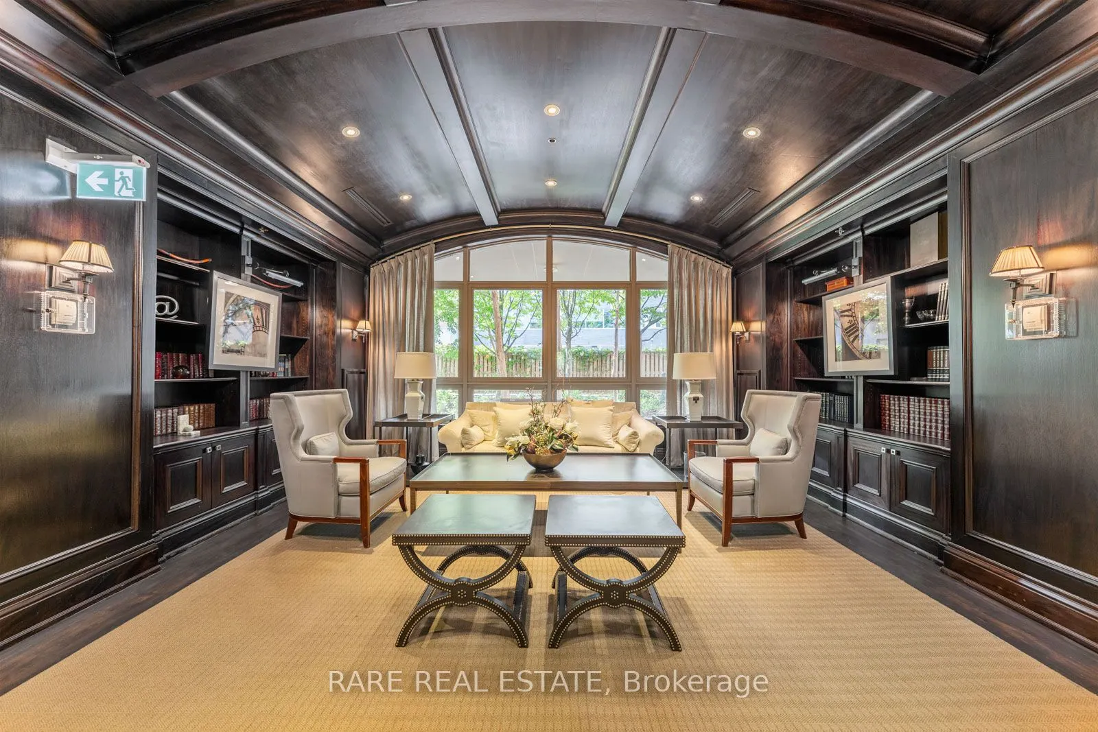 20 Burkebrook Place, #611