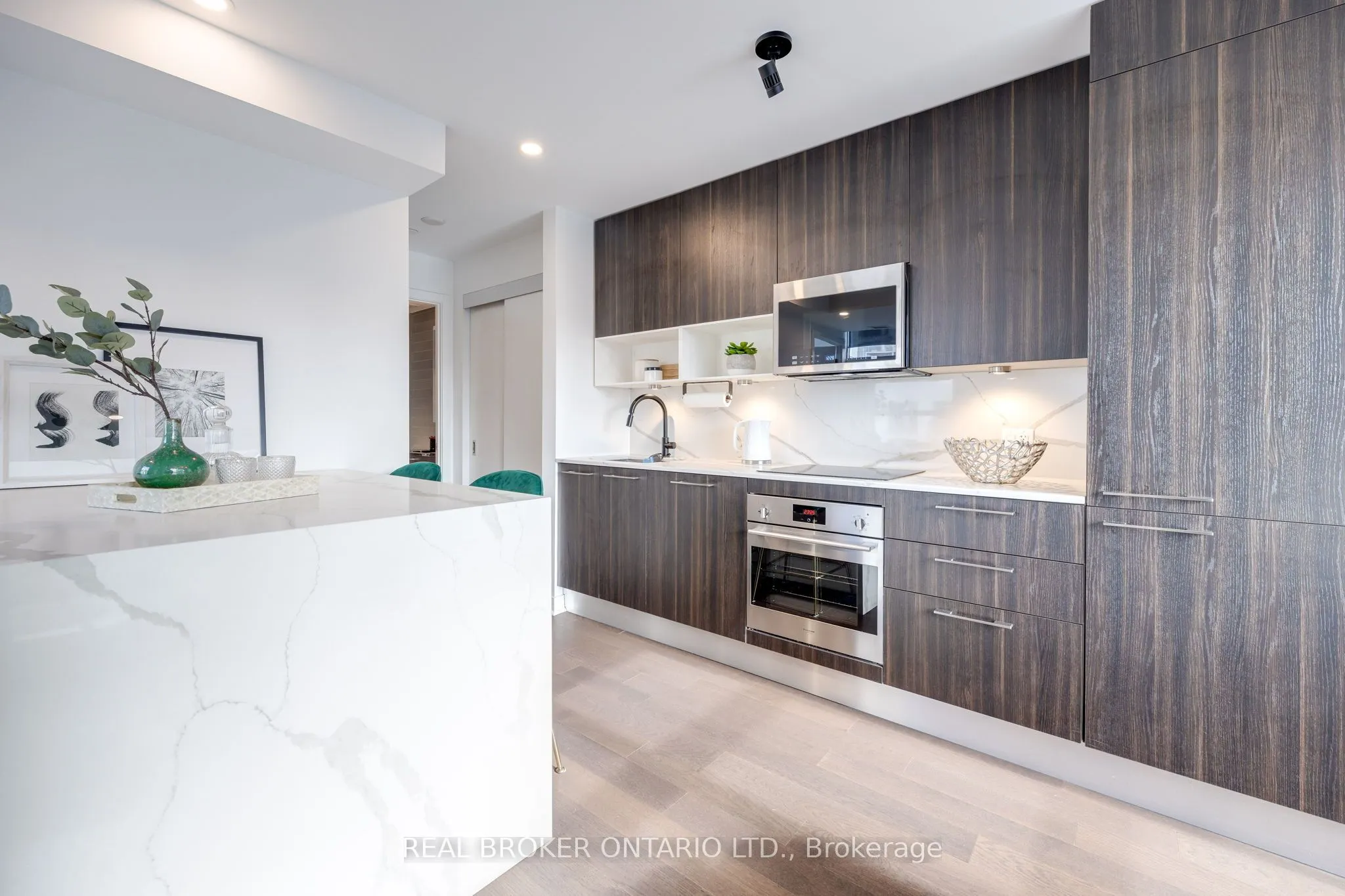 501 Adelaide Street W, #1308