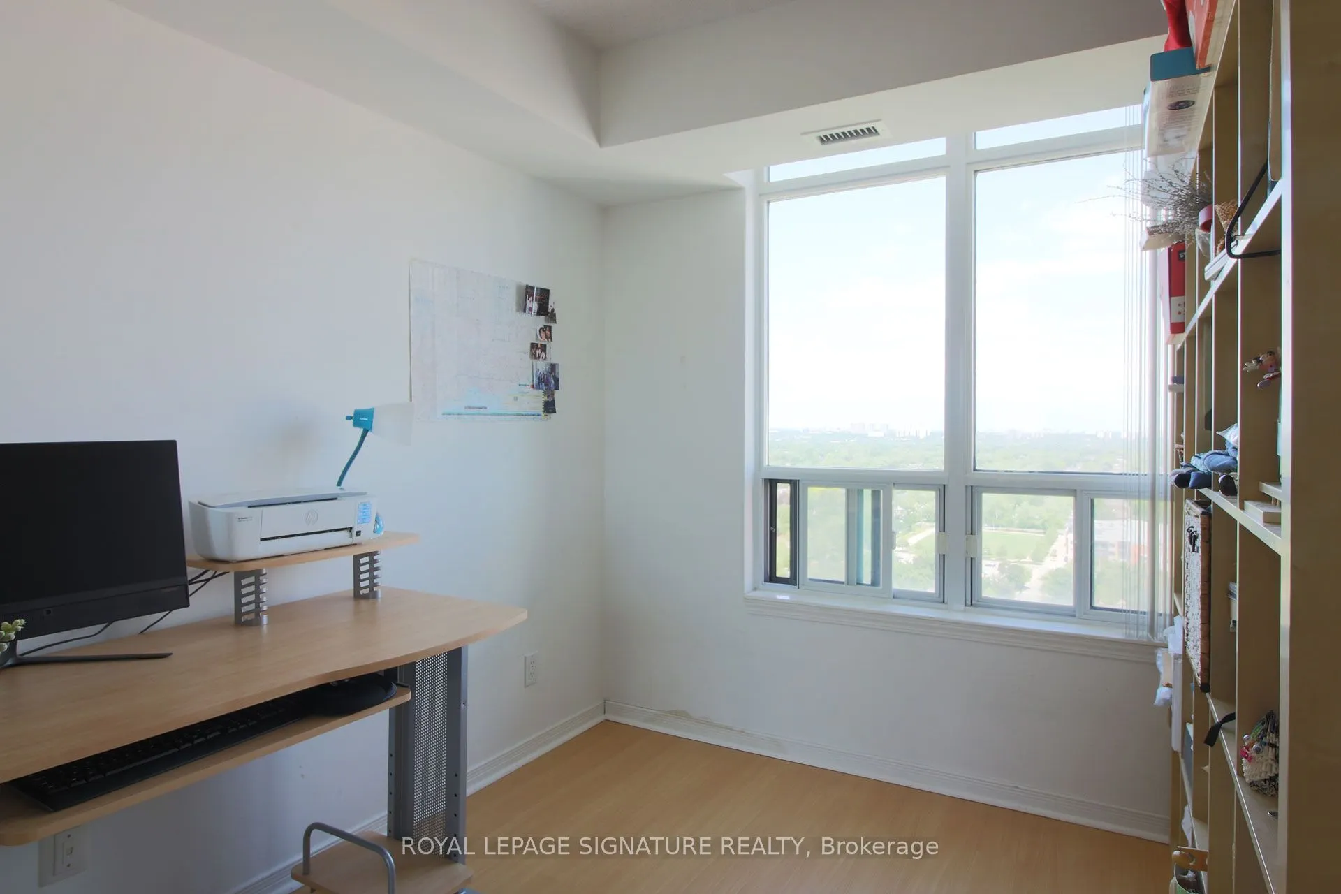 8 Hillcrest Avenue, #2210