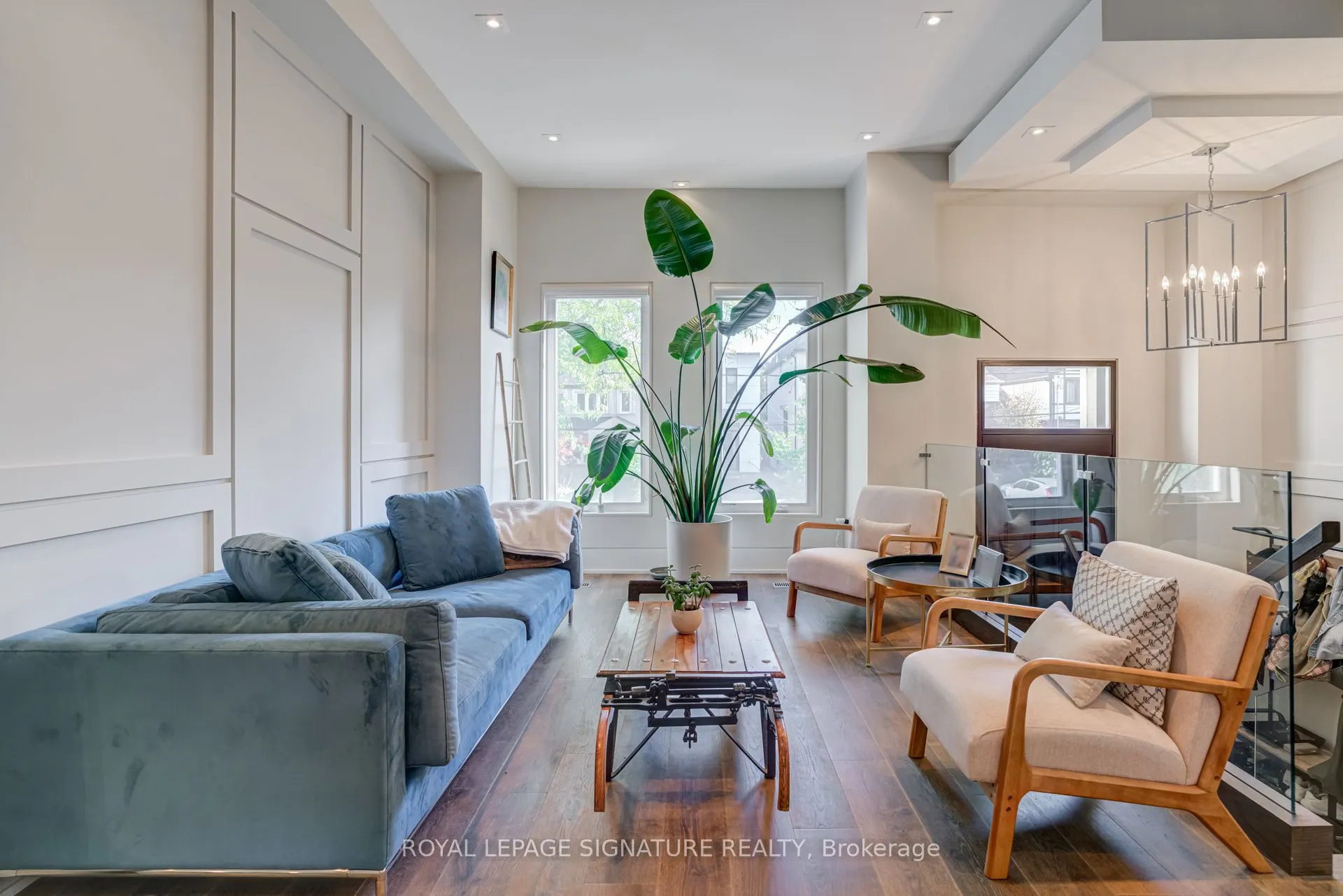 290 Deloraine Avenue