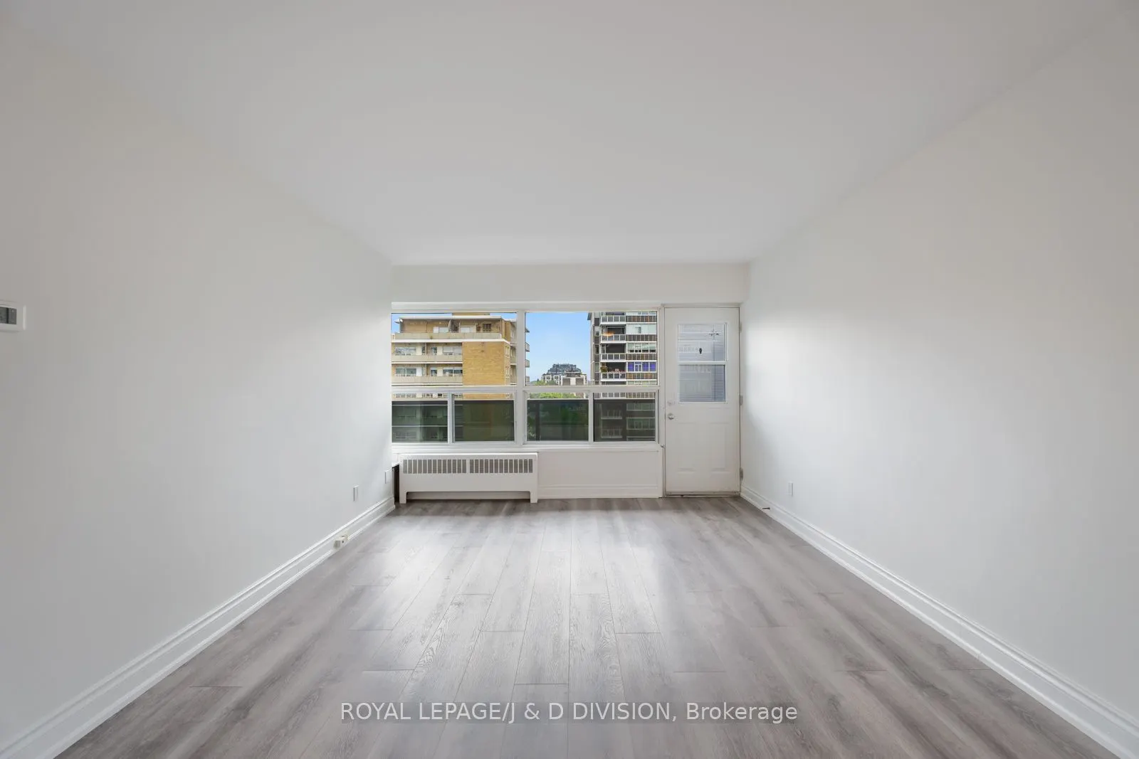 494 Avenue Road, #107