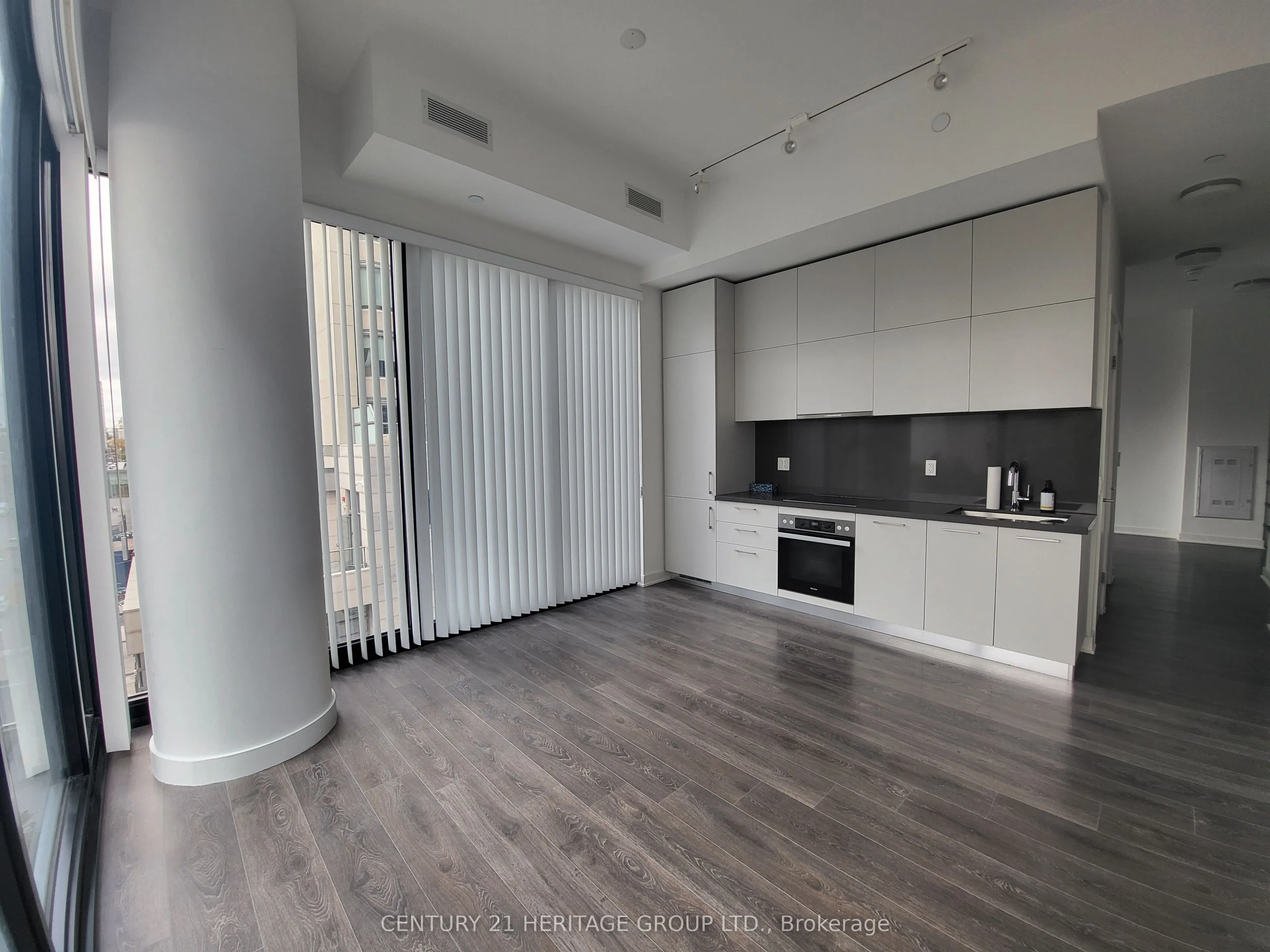 188 Cumberland Street, #412