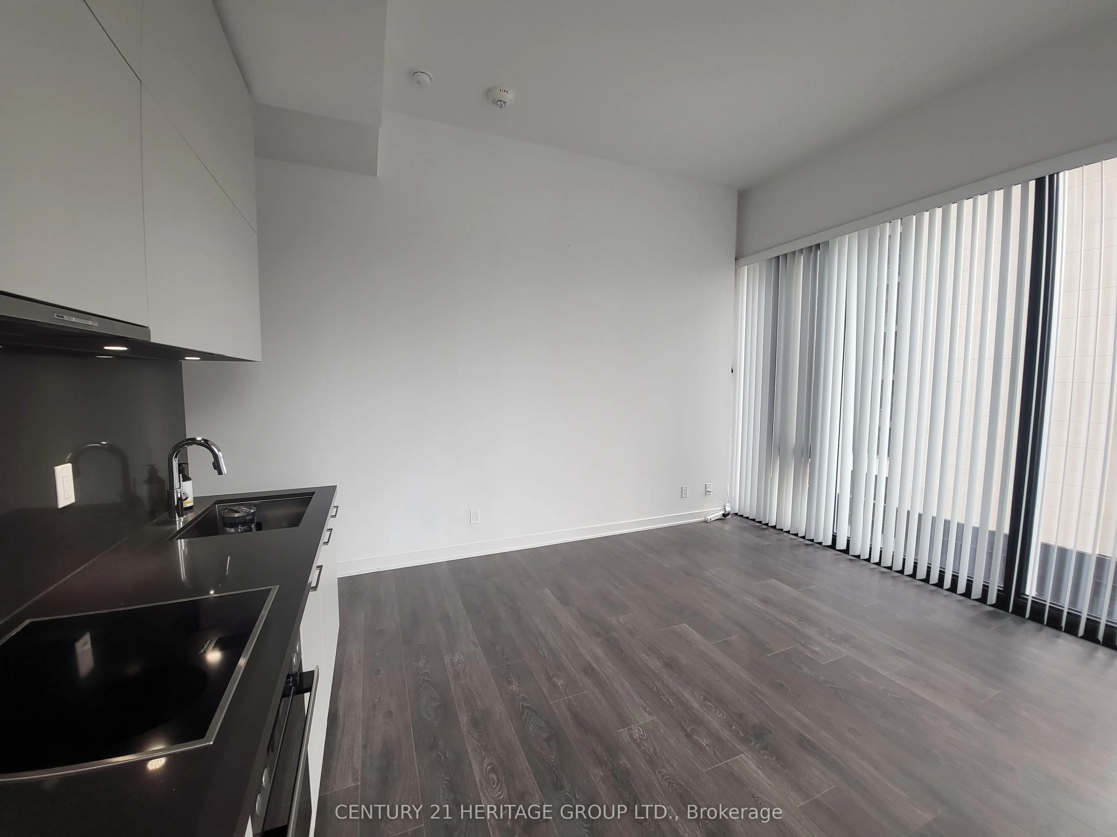 188 Cumberland Street, #412