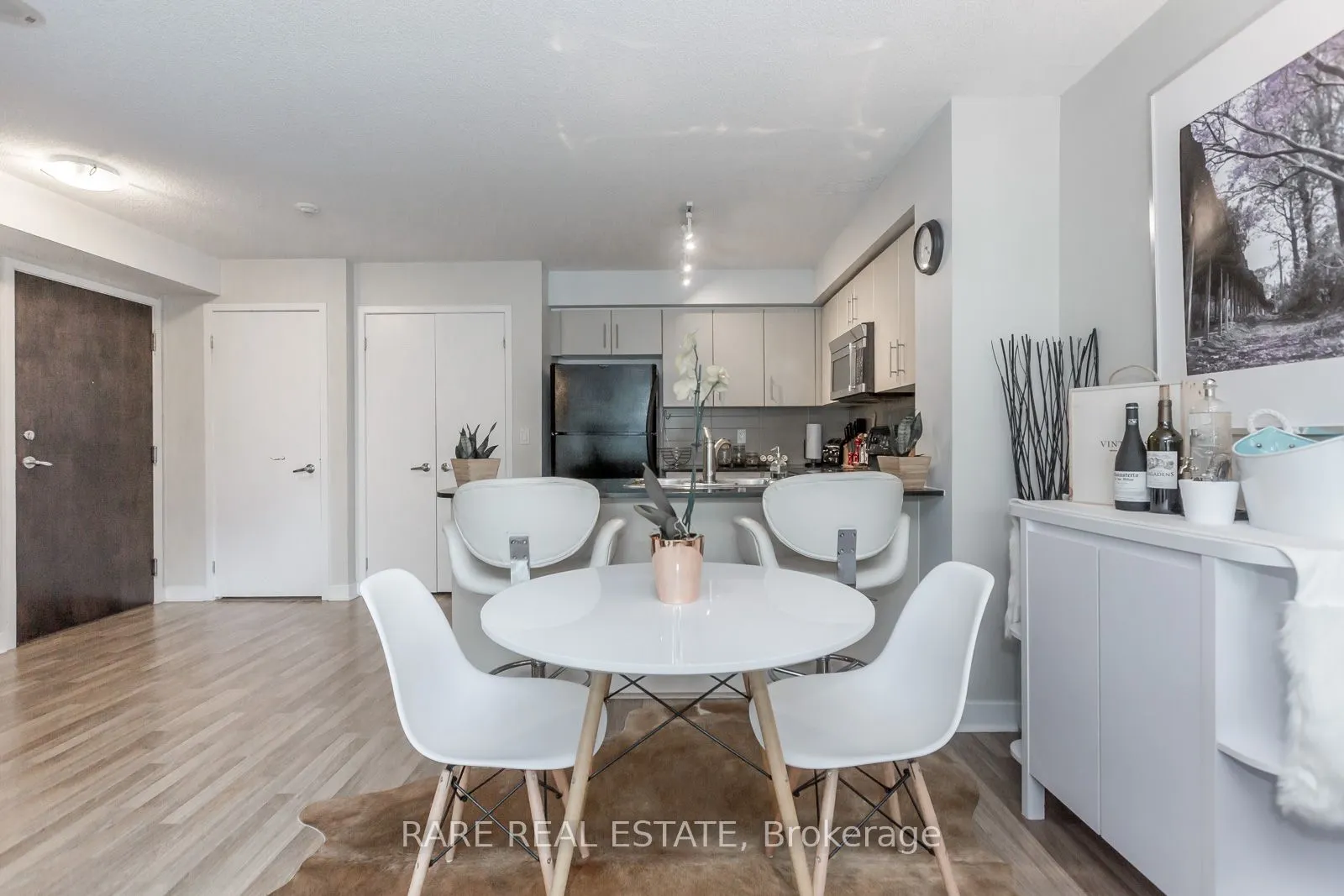 12 Yonge Street N, #501