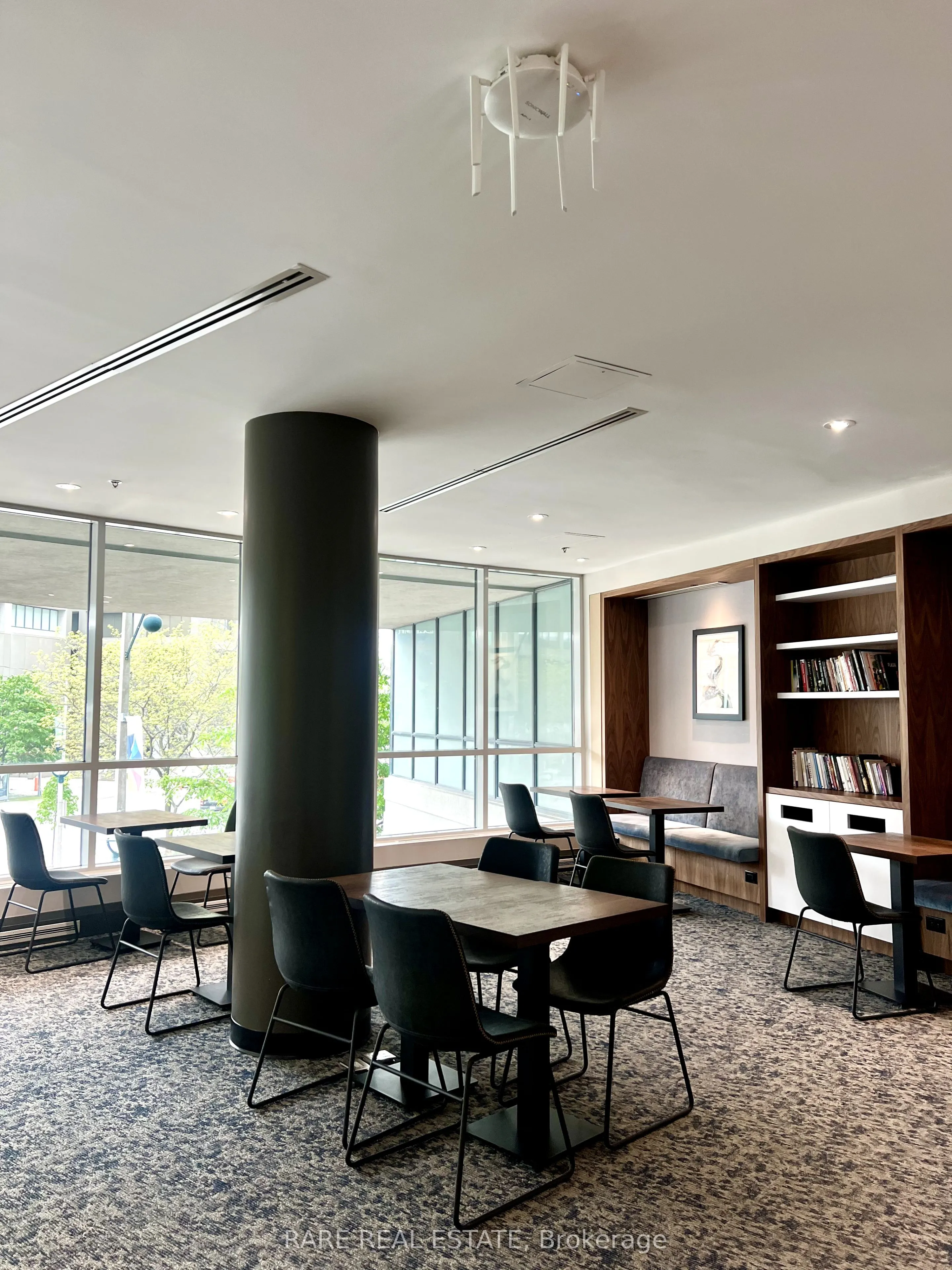 12 Yonge Street N, #501