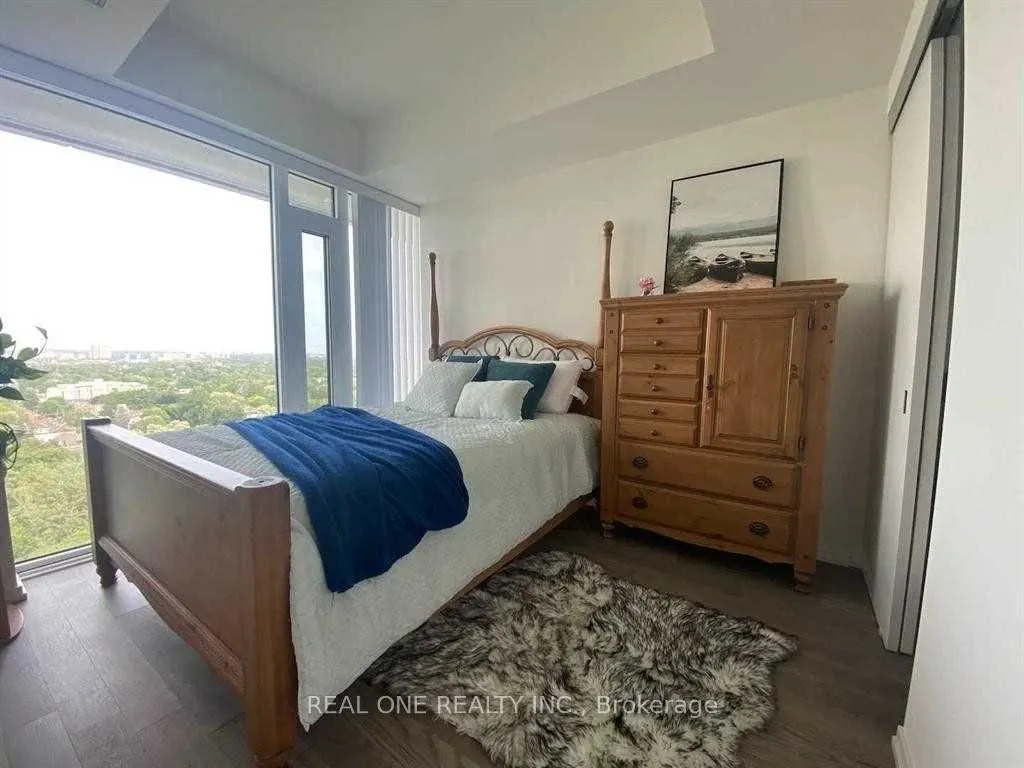 5 Soudan Avenue, #2605