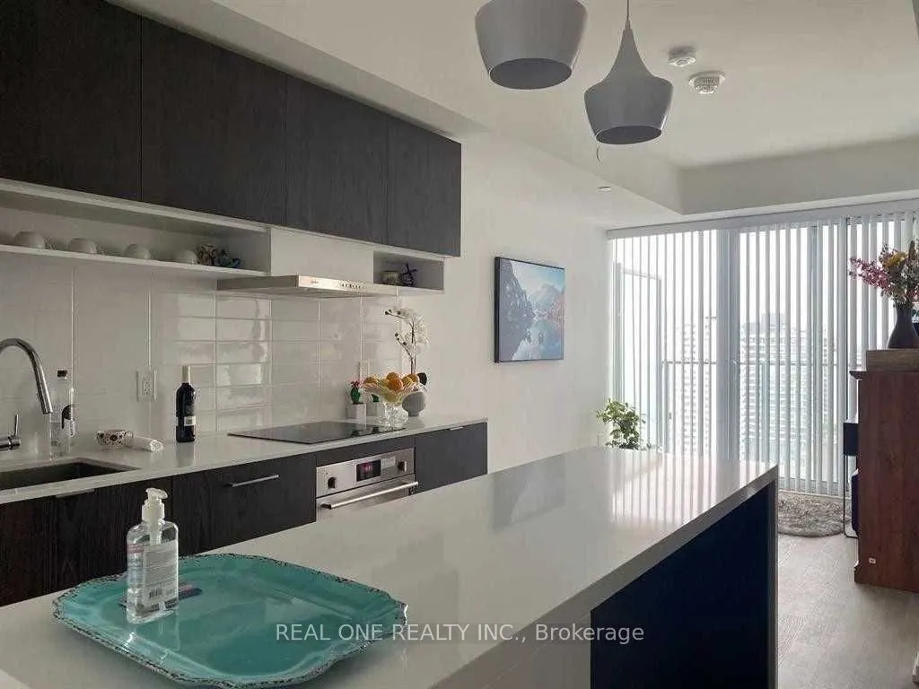 5 Soudan Avenue, #2605