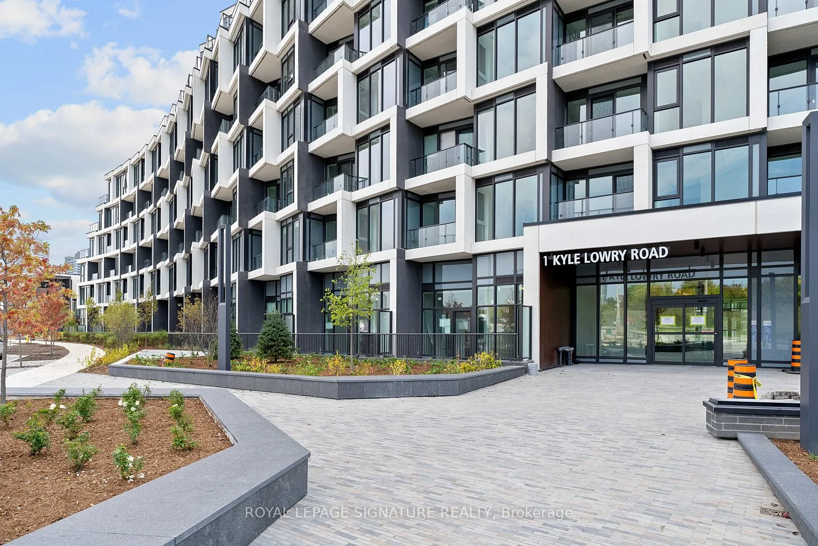 1 Kyle Lowry Road, #321
