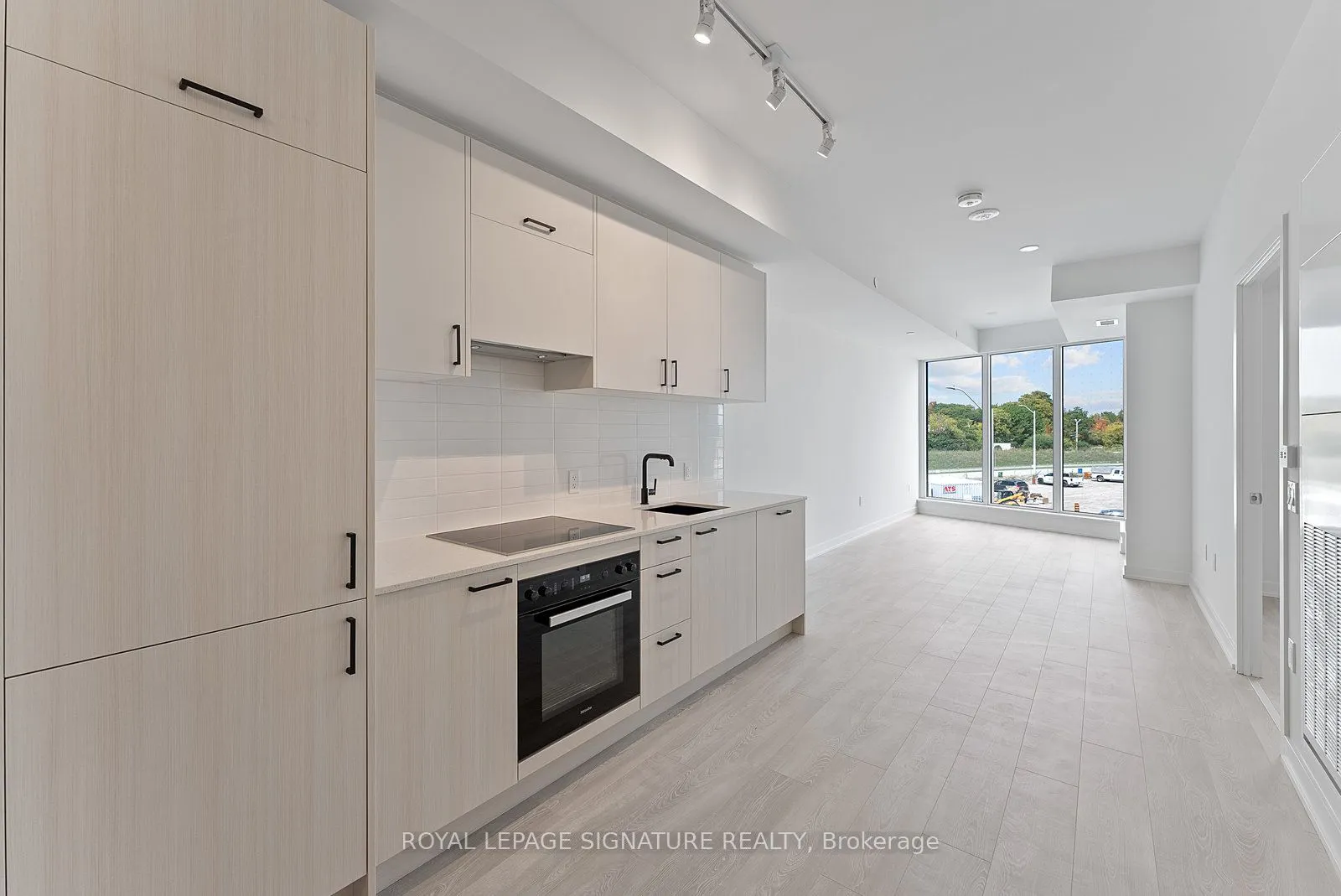 1 Kyle Lowry Road, #321