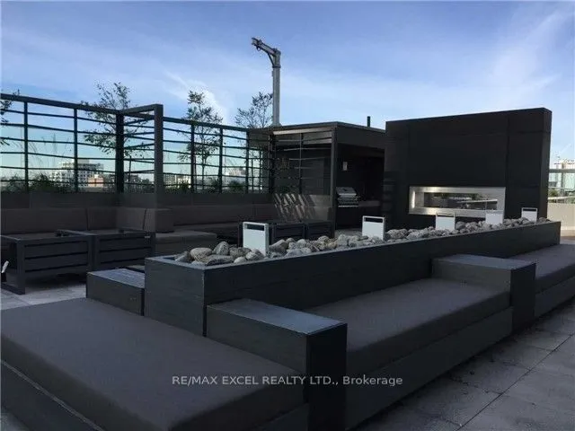 318 Richmond Street, #2303