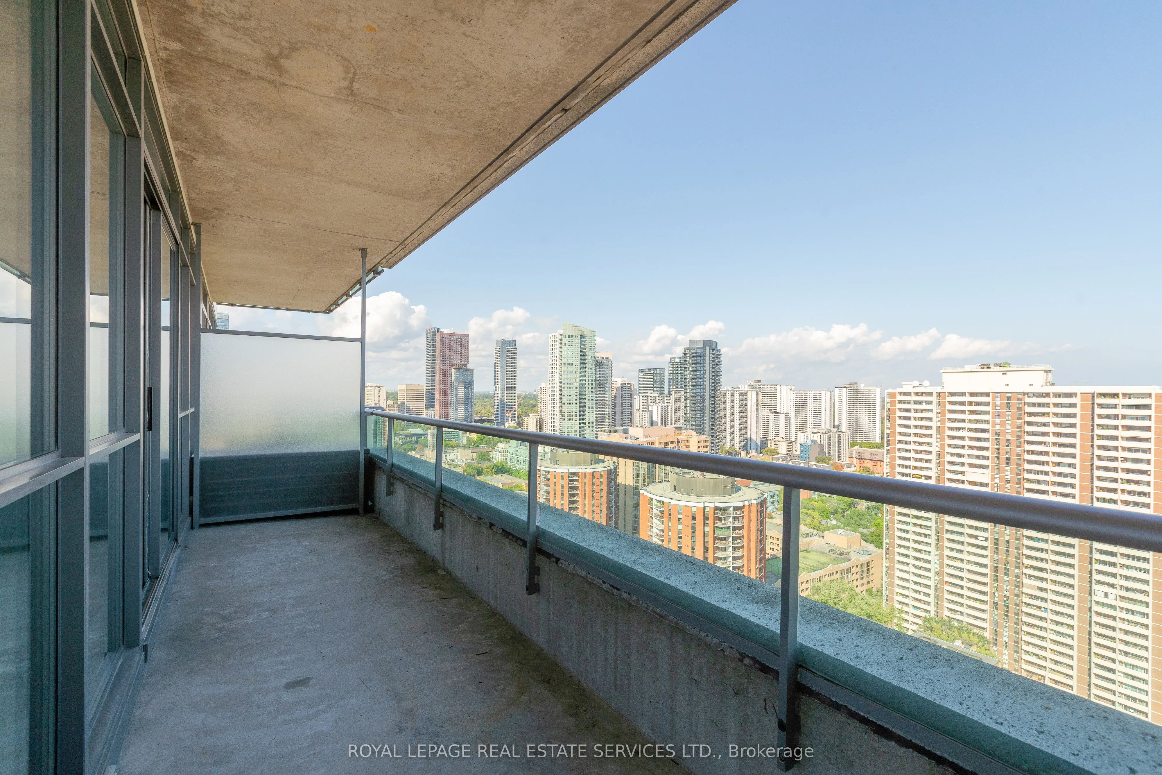 281 Mutual Street, #2806