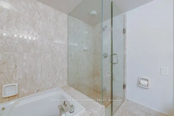 1177 Yonge Street, #602